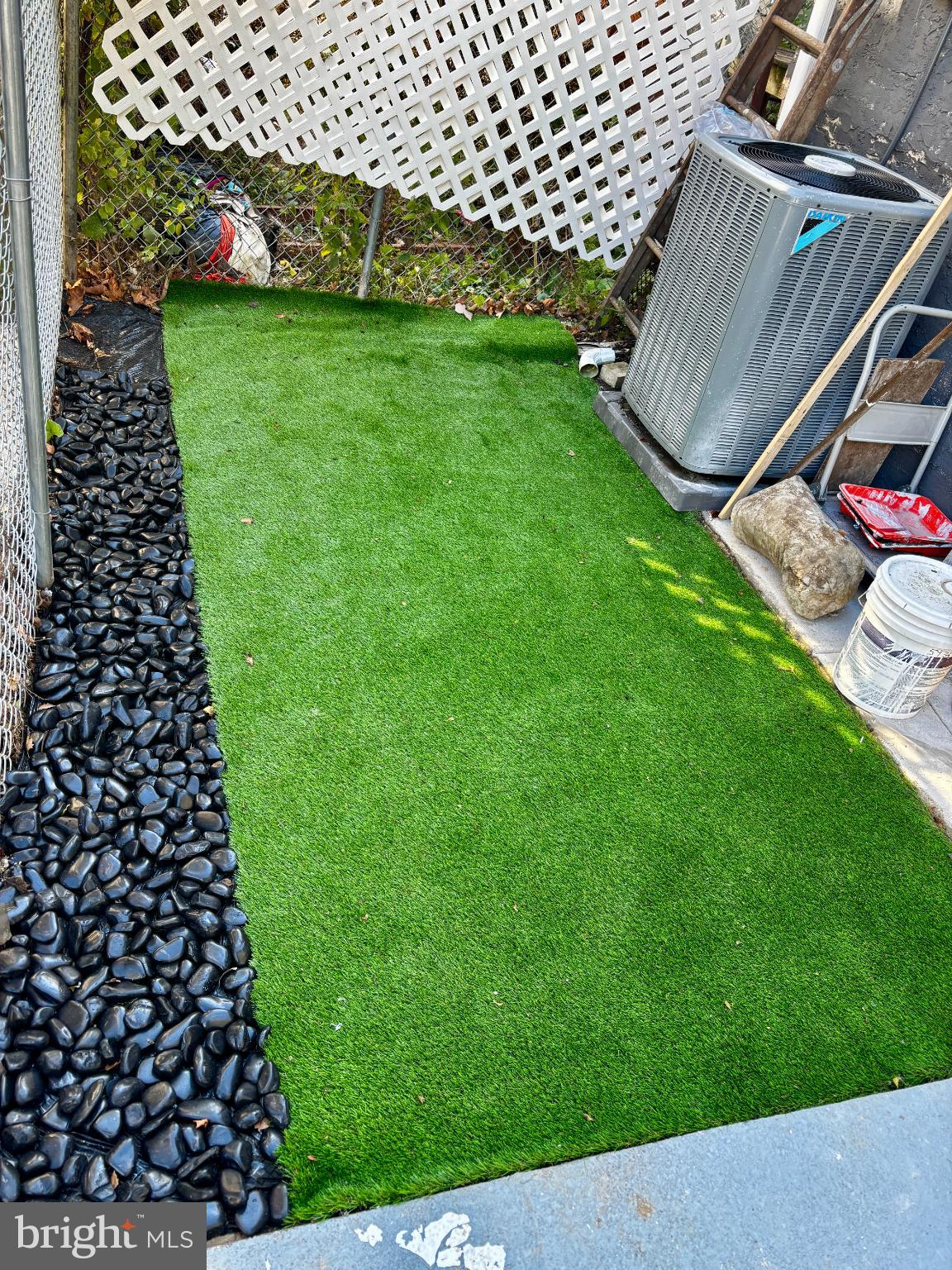 COBBS CREEK - Residential