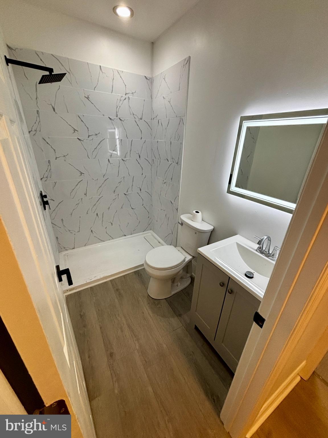 COBBS CREEK - Residential