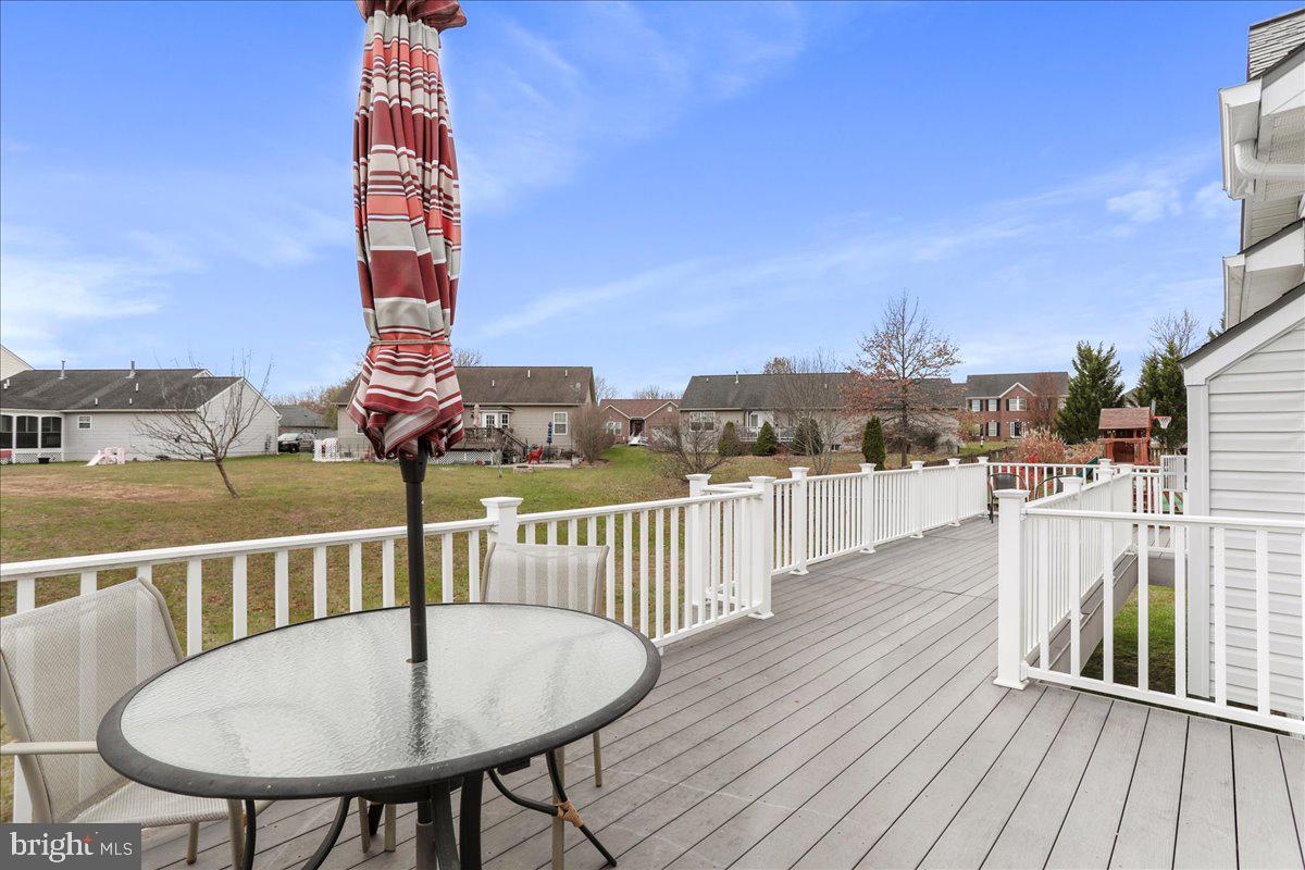 STONEBRIDGE - Residential