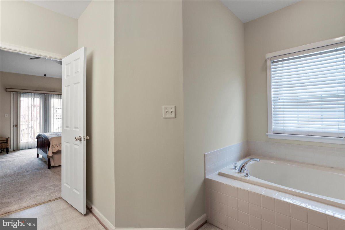 STONEBRIDGE - Residential