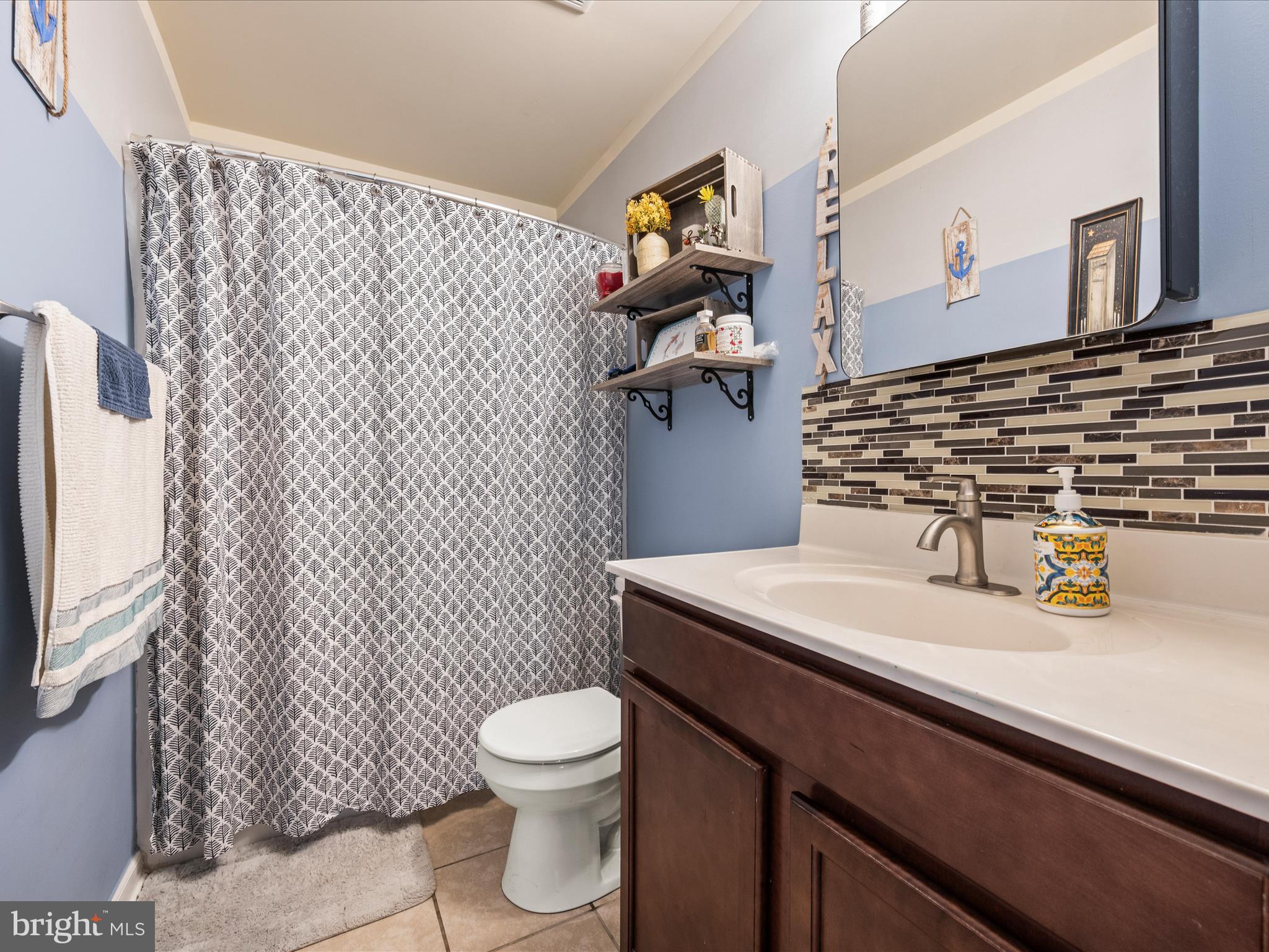 MOHR'S LANDING - Residential