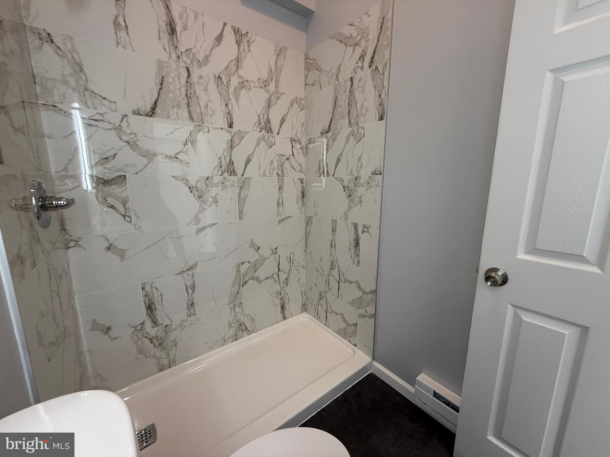 READING - Residential Lease