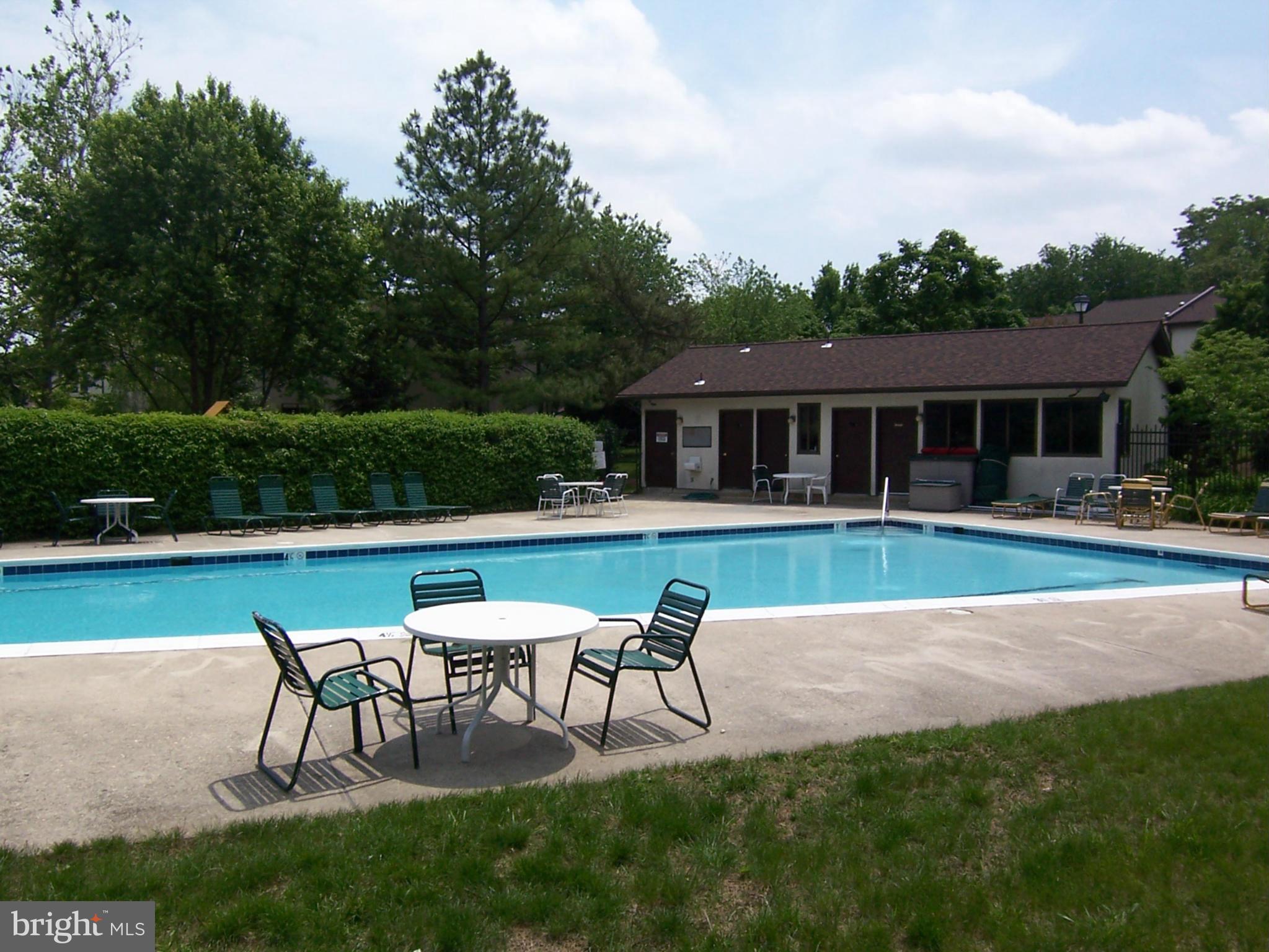 ROLAND SPRINGS - Residential