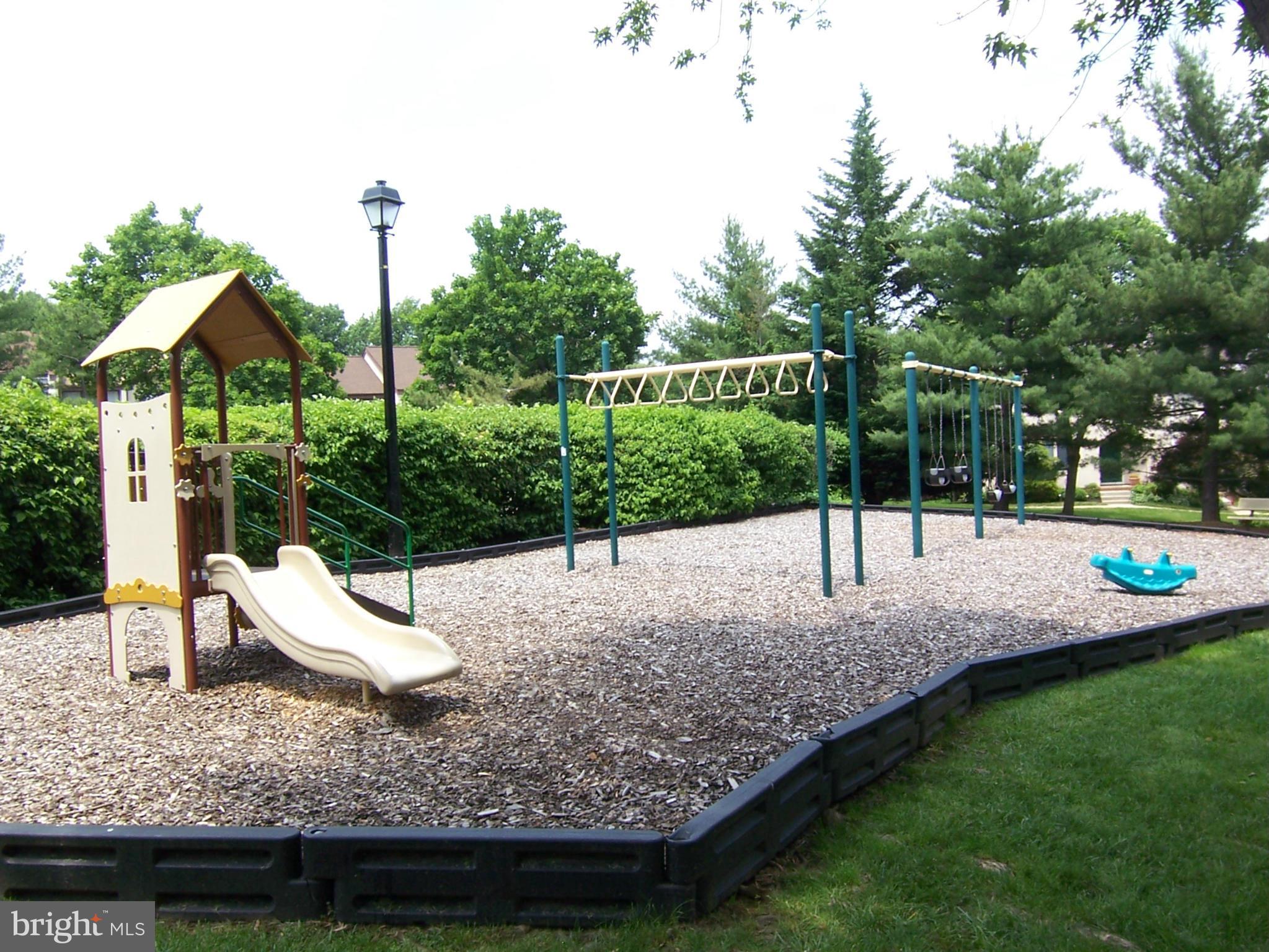 ROLAND SPRINGS - Residential