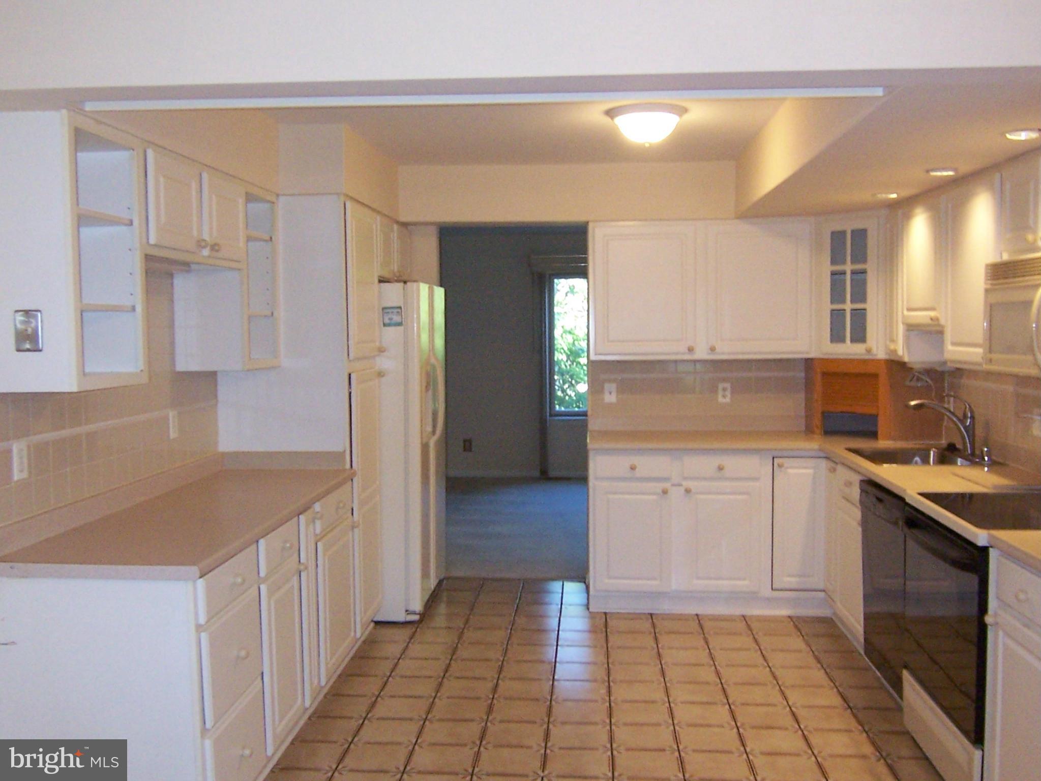 ROLAND SPRINGS - Residential