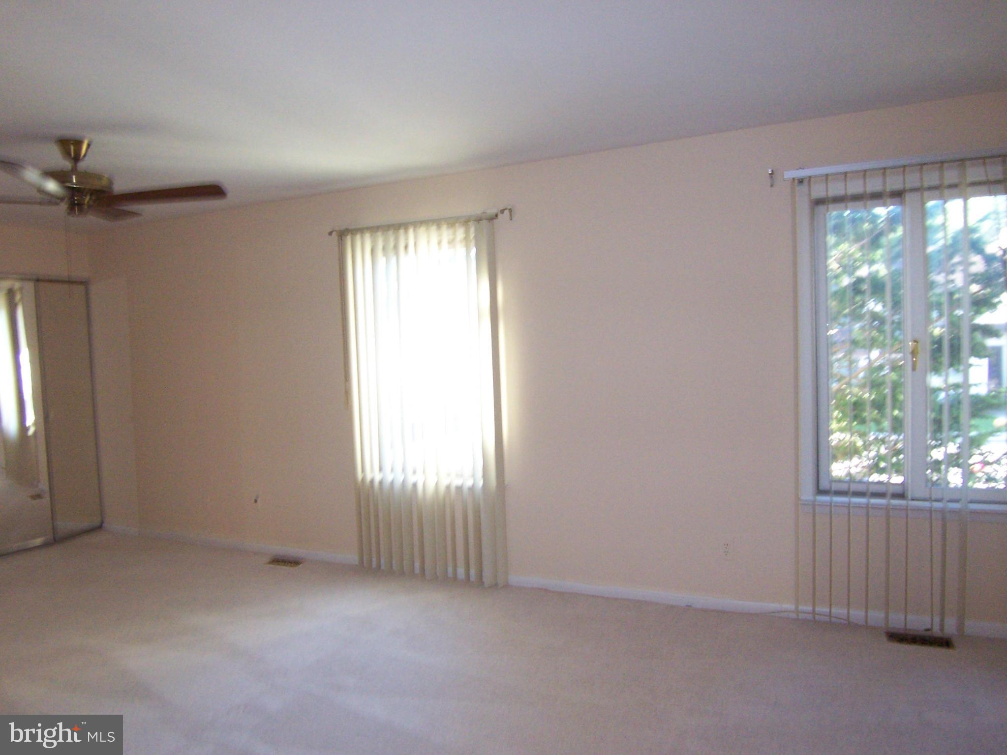 ROLAND SPRINGS - Residential