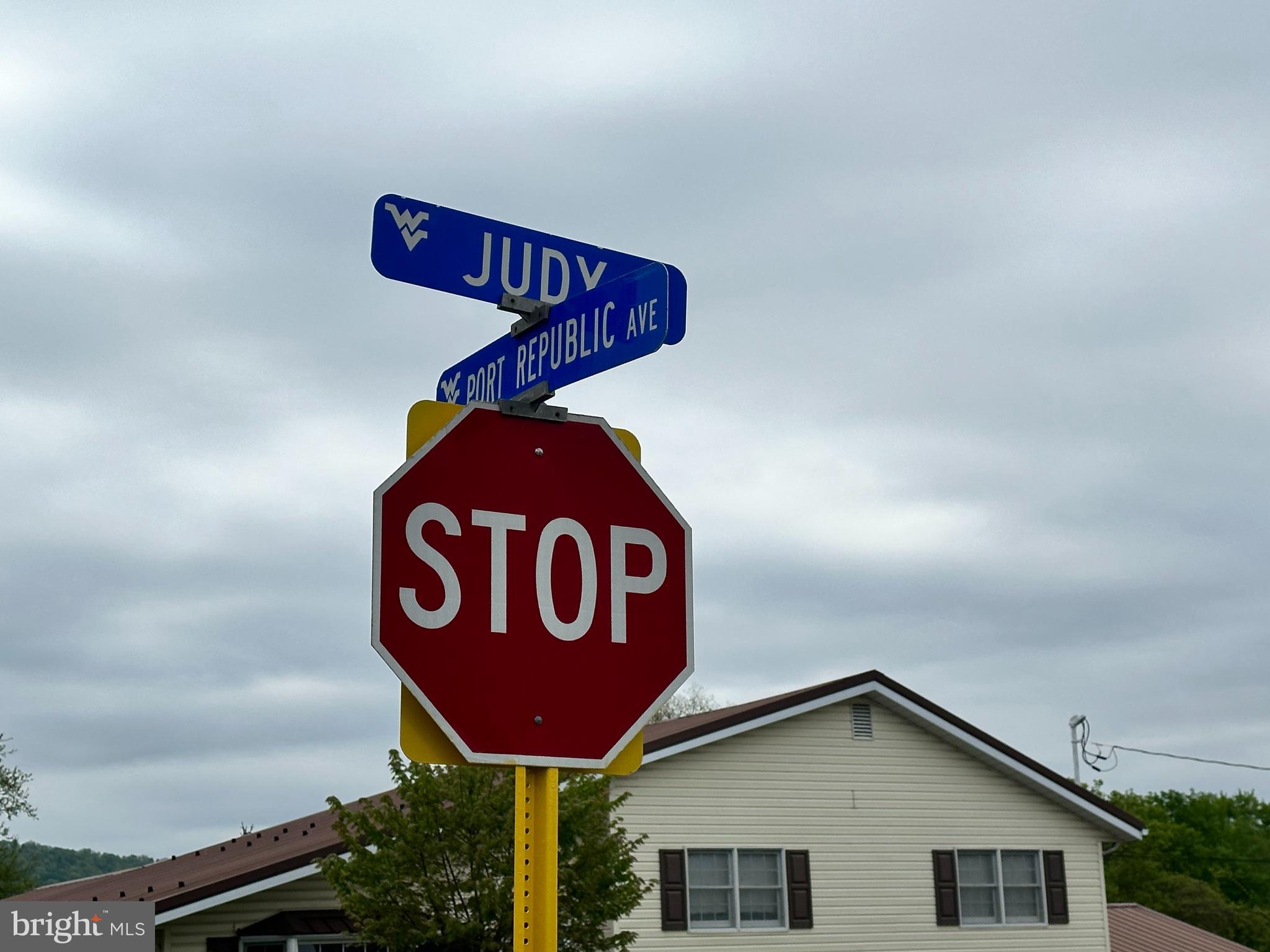 MOOMAU ADDITION - Land