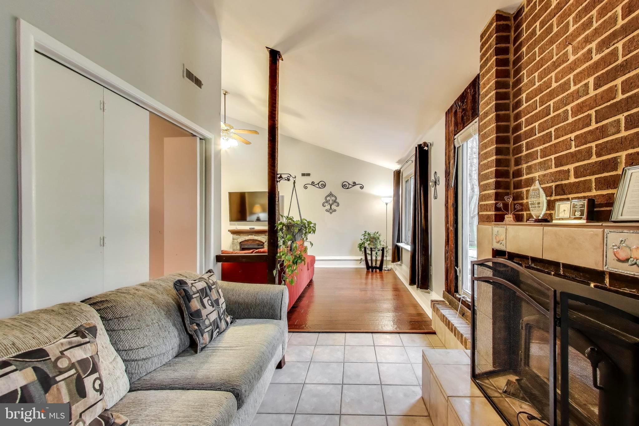 POINTER RIDGE AT COLLINGTON - Residential