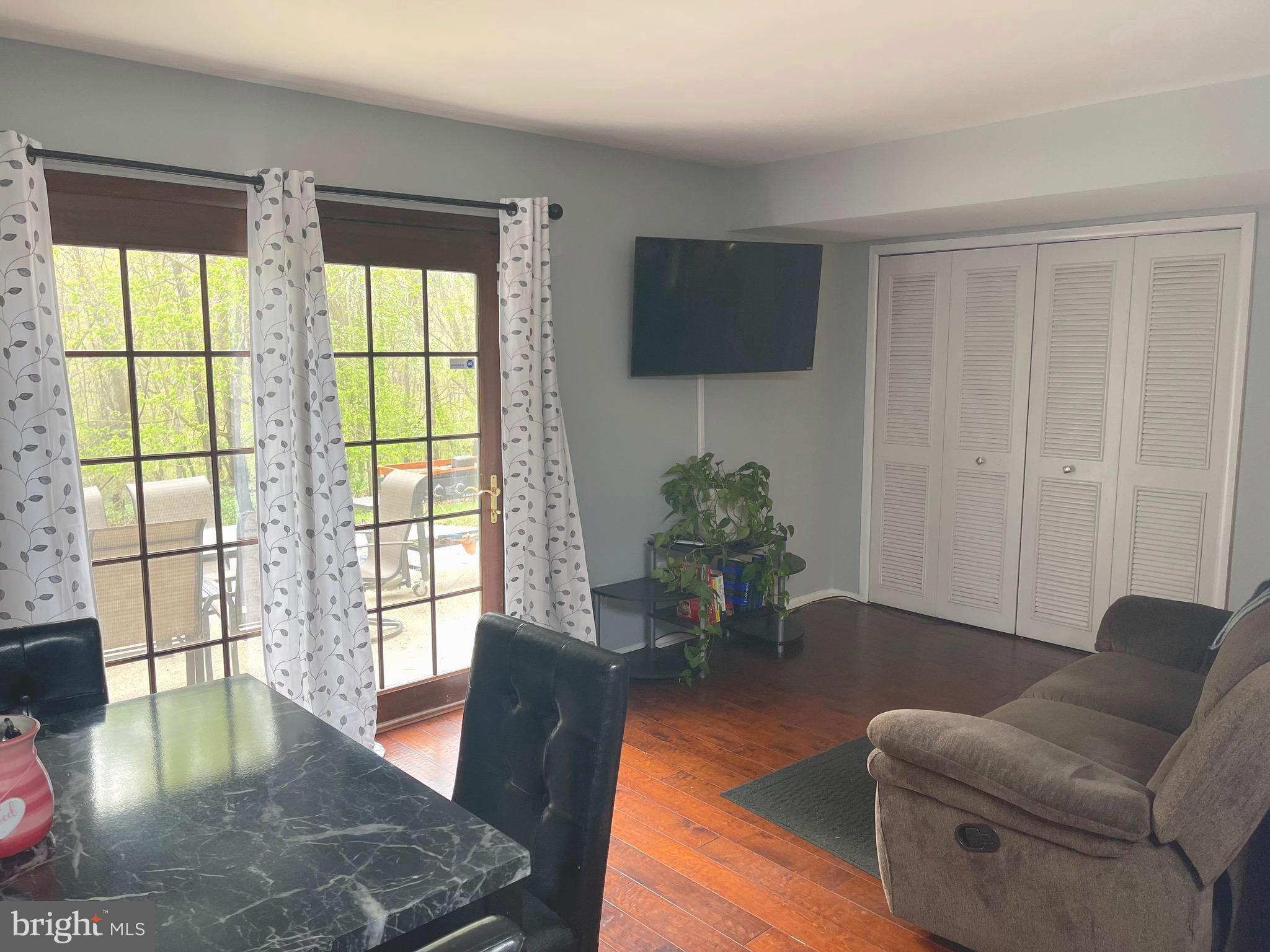 POINTER RIDGE AT COLLINGTON - Residential