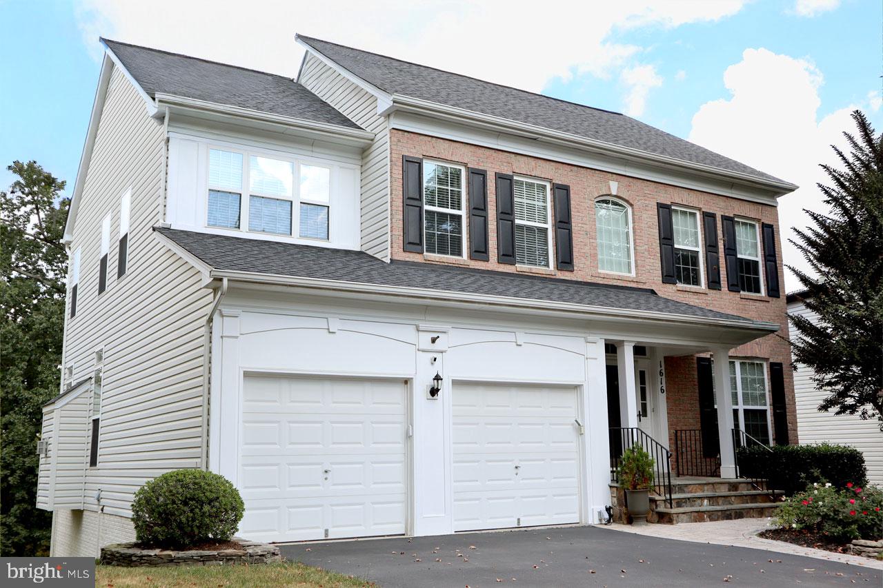 EDWARDS LANDING - Residential