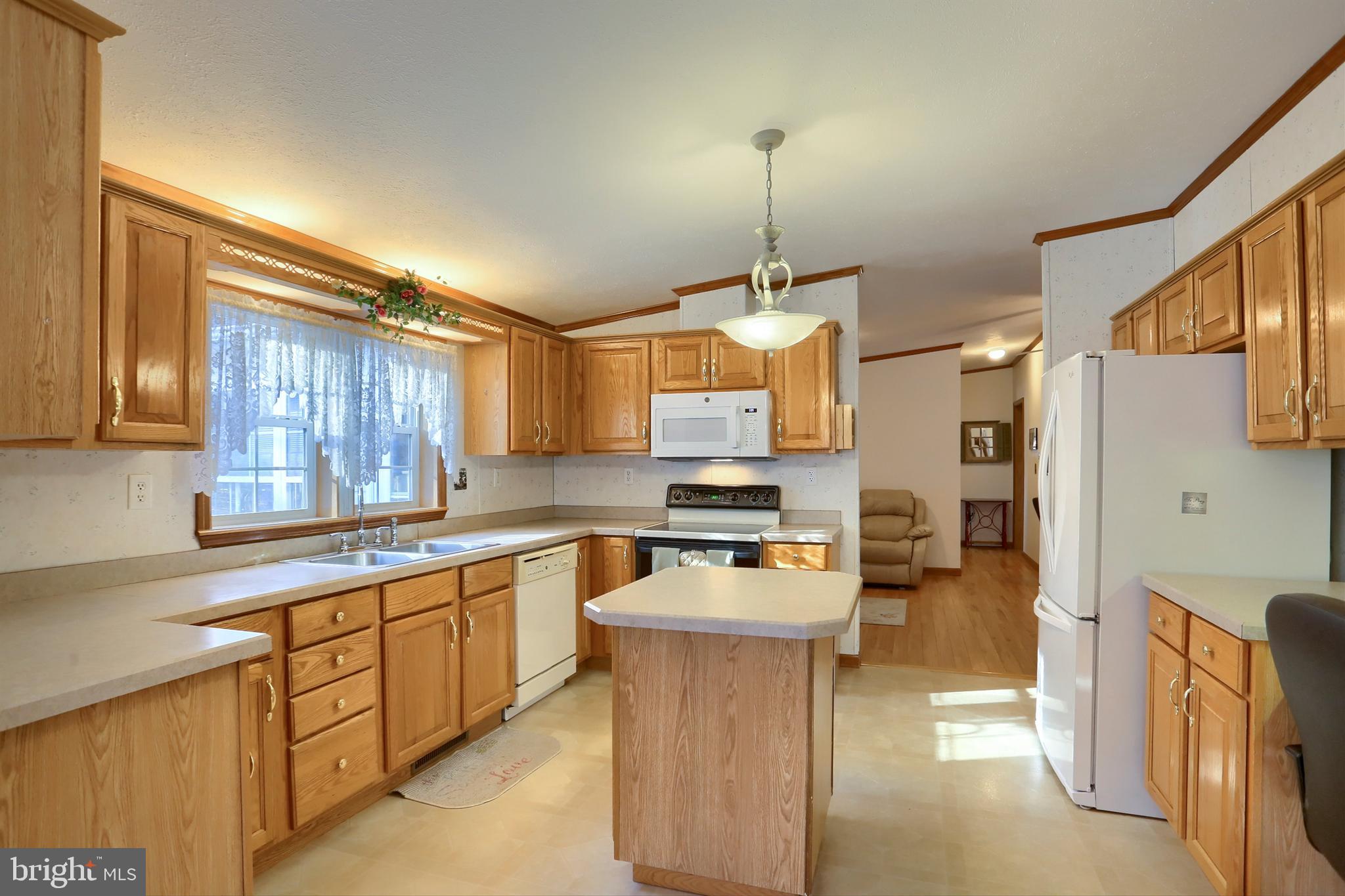 GRETNA SPRINGS COMMUNITY - Residential