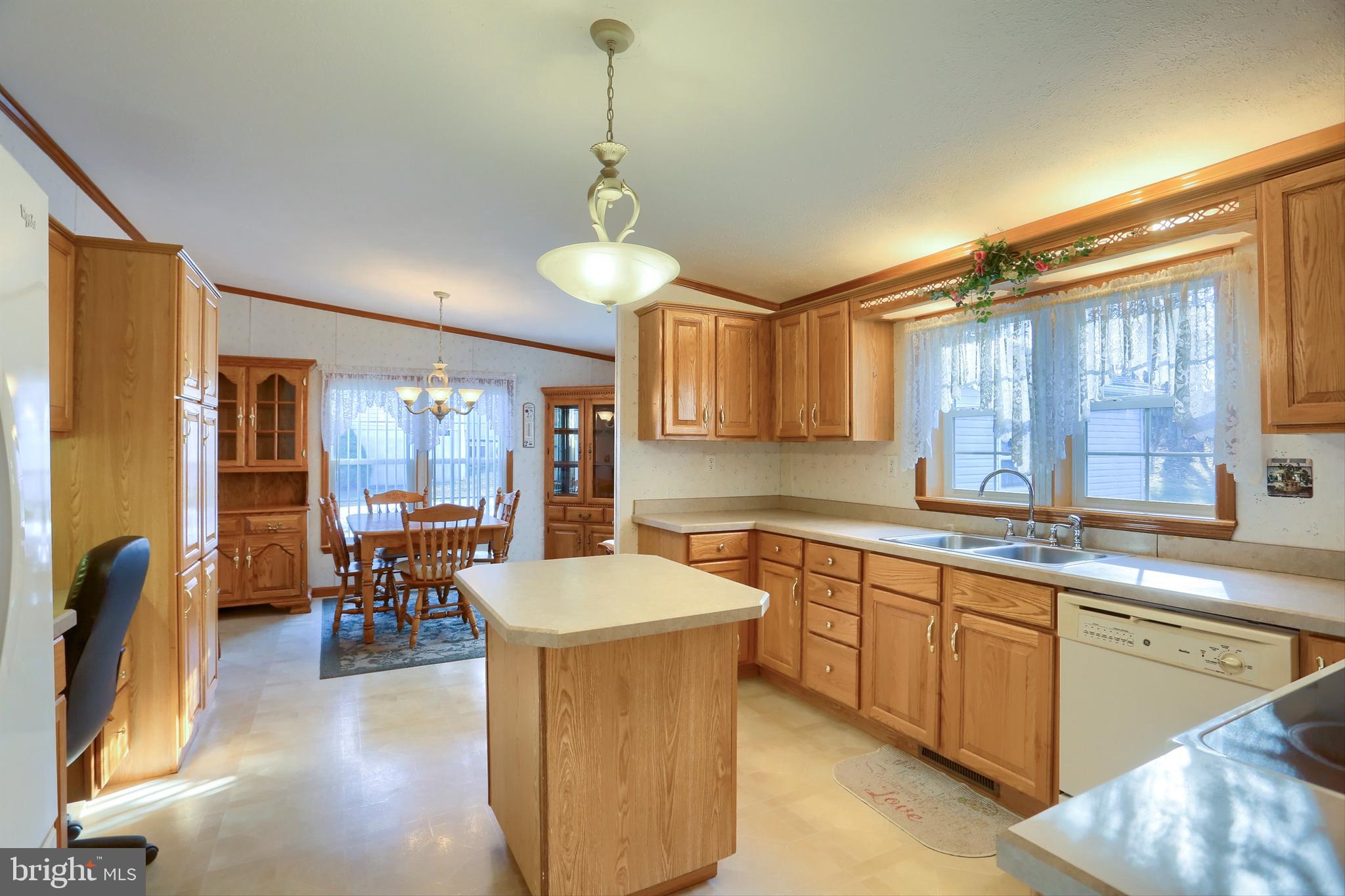 GRETNA SPRINGS COMMUNITY - Residential