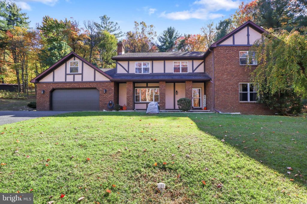 Photo of 165 Chain Saw Road, DILLSBURG, PA 17019 (MLS # PAYK2092788)