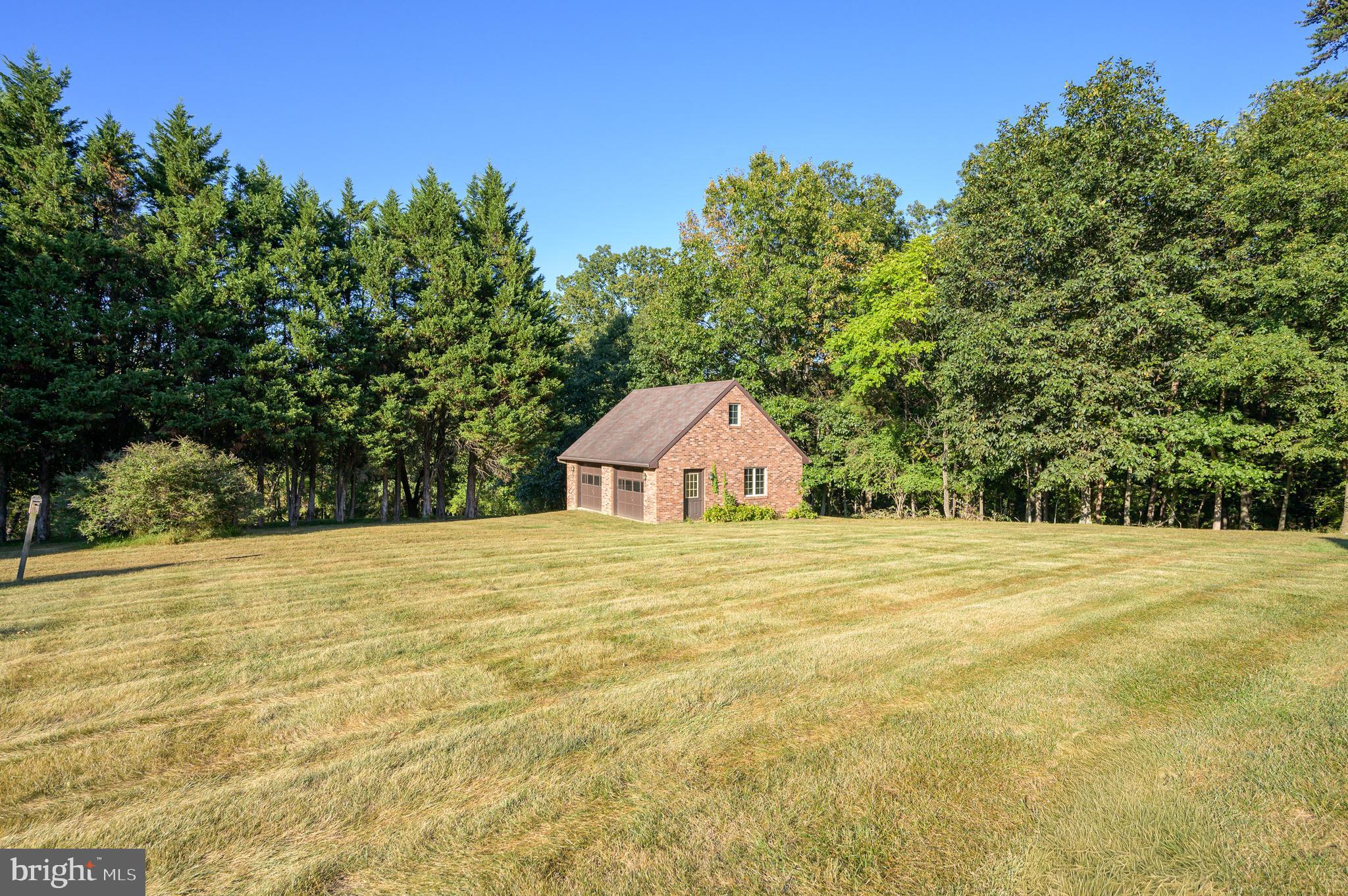 MEADOW SPRING FARM - Residential