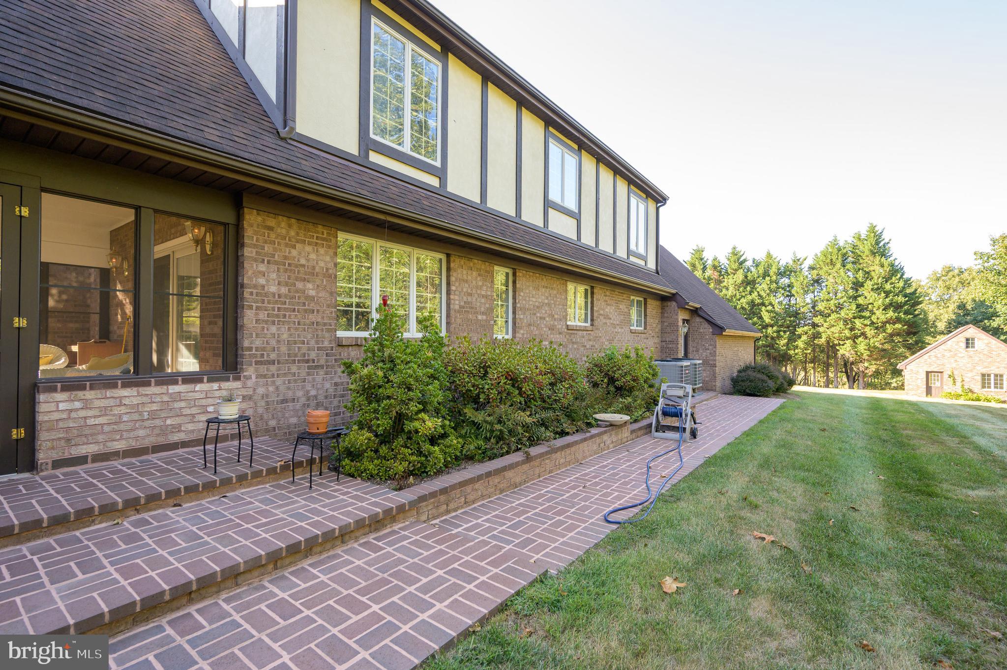 MEADOW SPRING FARM - Residential