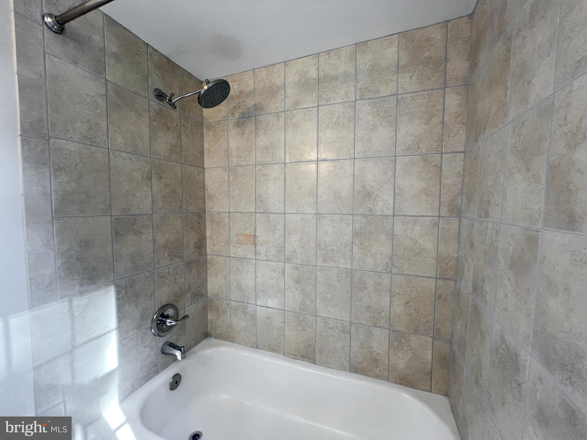 INDIAN SPRING VIEW - Residential Lease