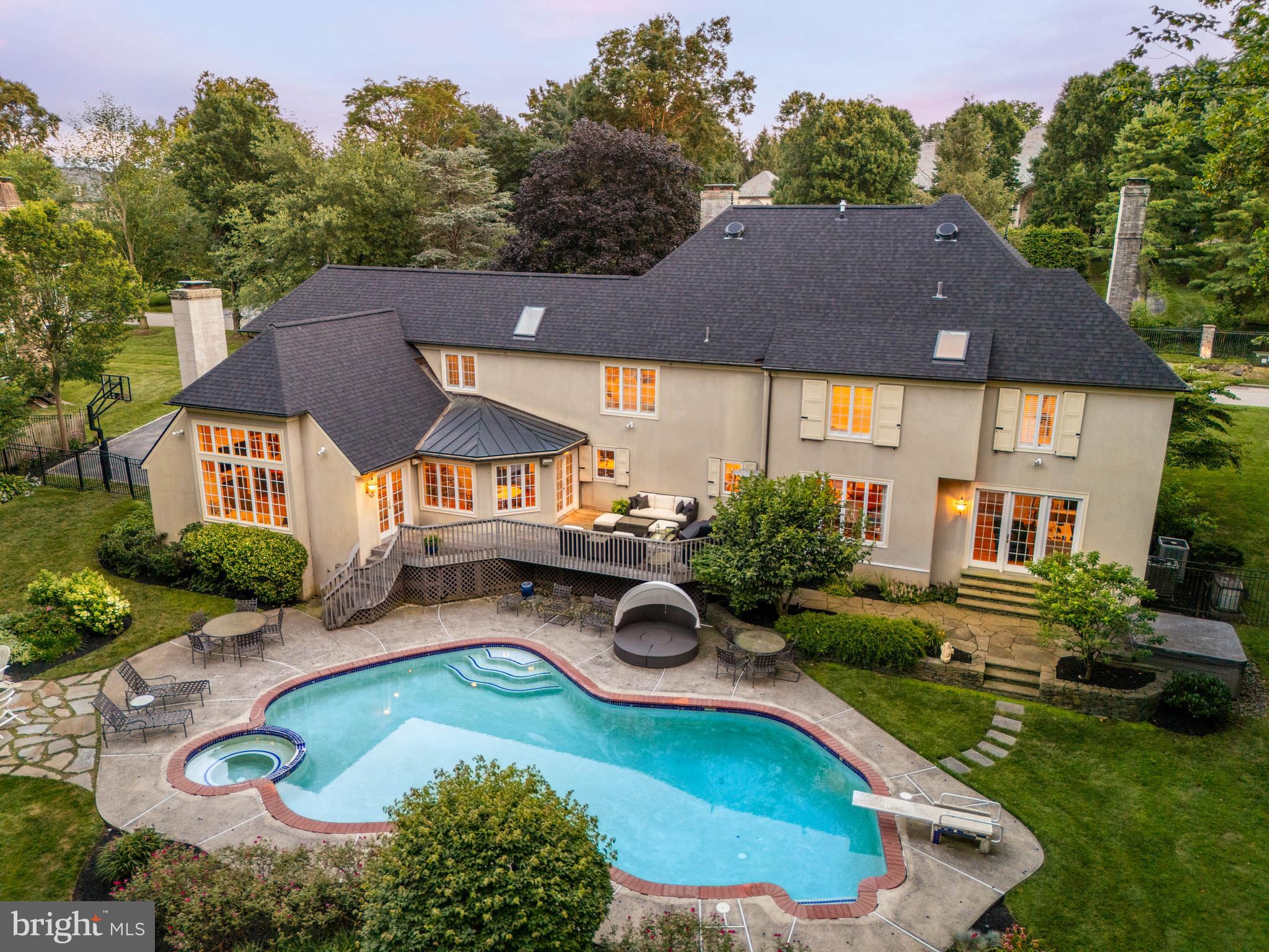 936 ROSCOMMON ROAD