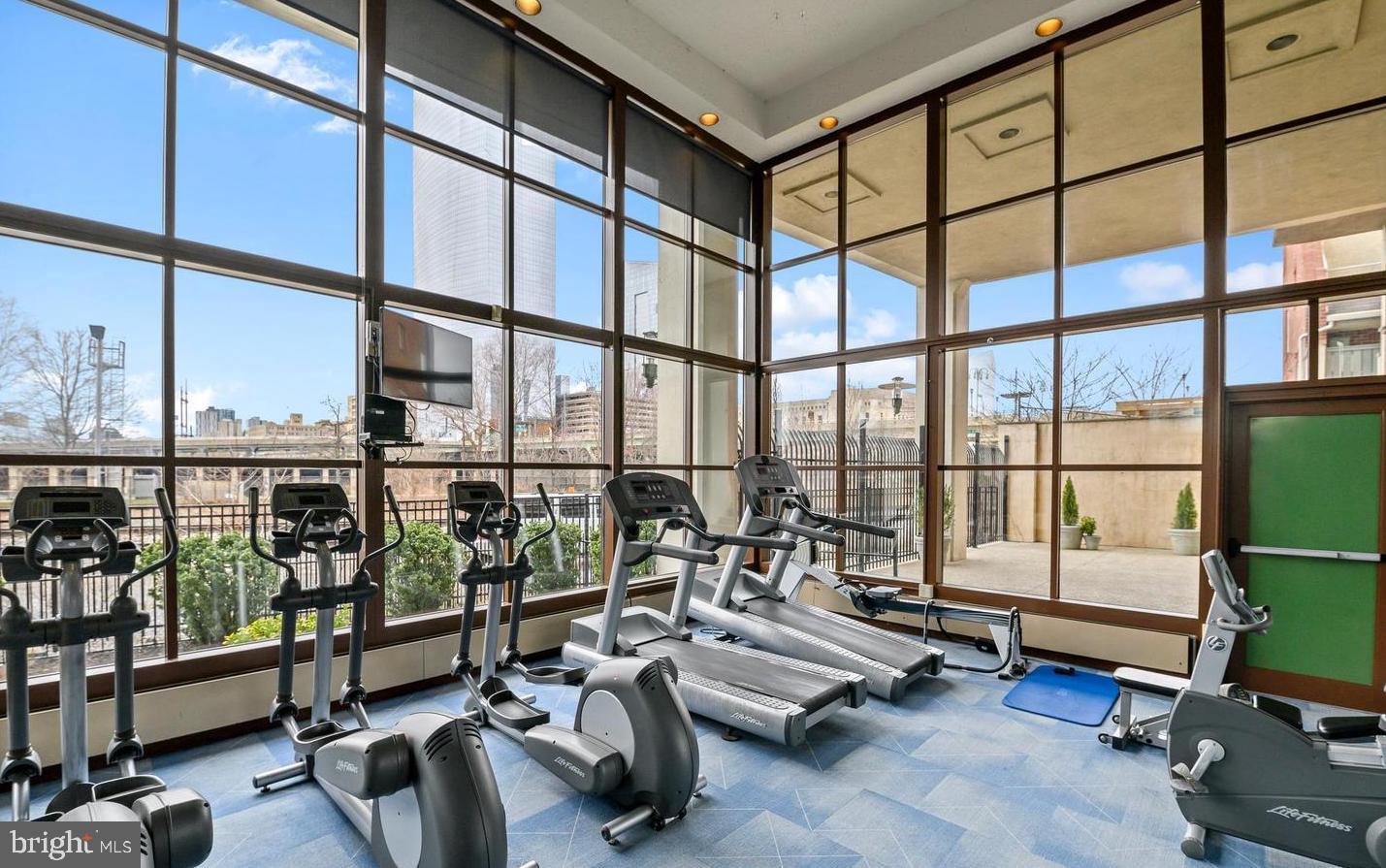 FITLER SQUARE - Residential