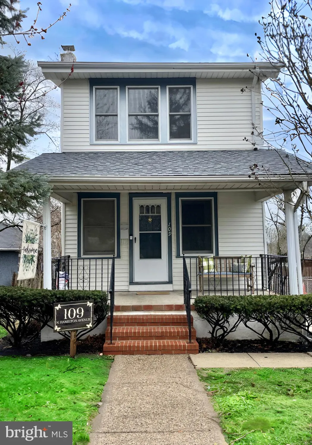 Hamilton, New Jersey 08619, United States, 2 Bedrooms Bedrooms, ,2 BathroomsBathrooms,Residential,Pending,89006