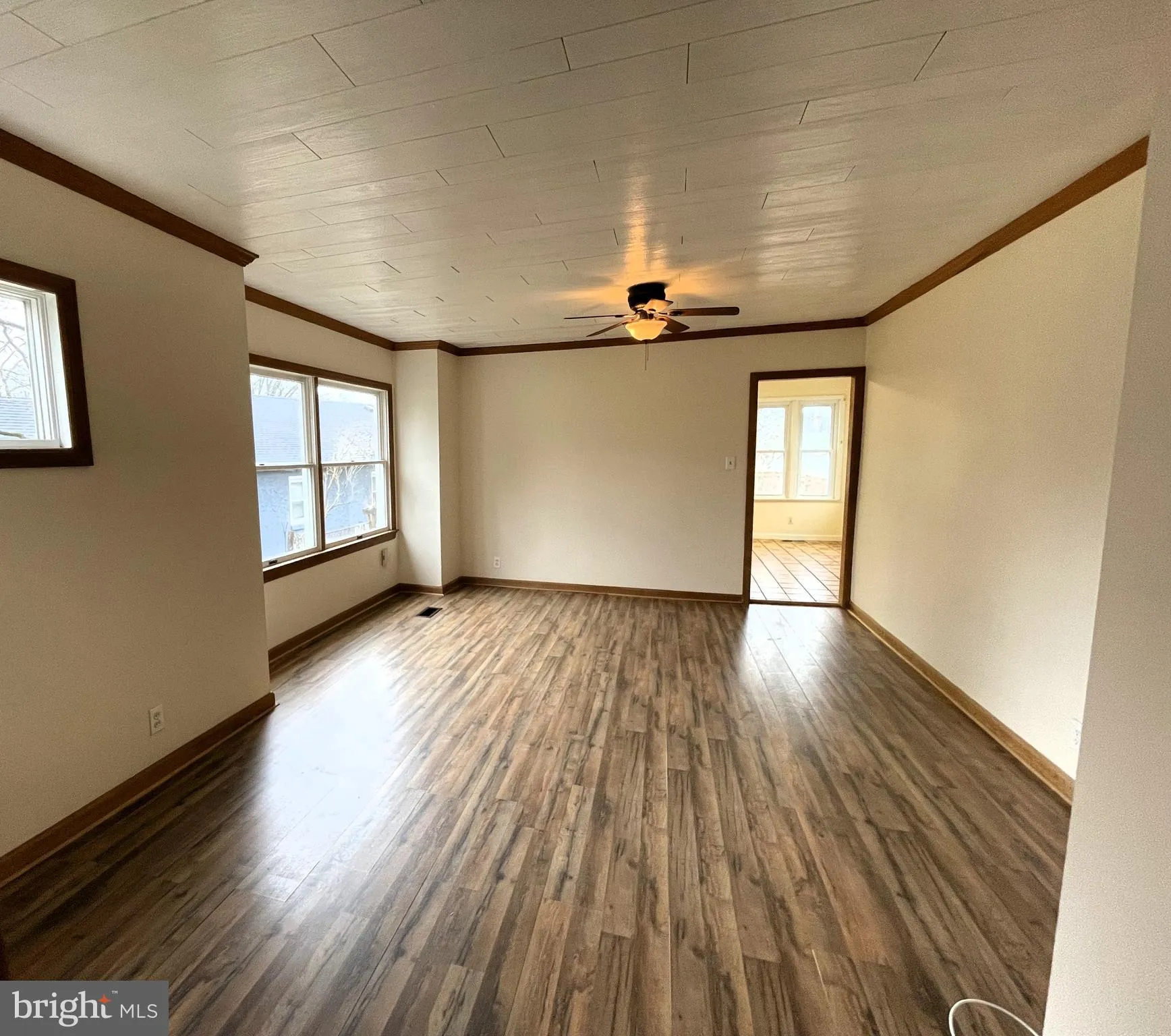 Hamilton, New Jersey 08619, United States, 2 Bedrooms Bedrooms, ,2 BathroomsBathrooms,Residential,Pending,89006