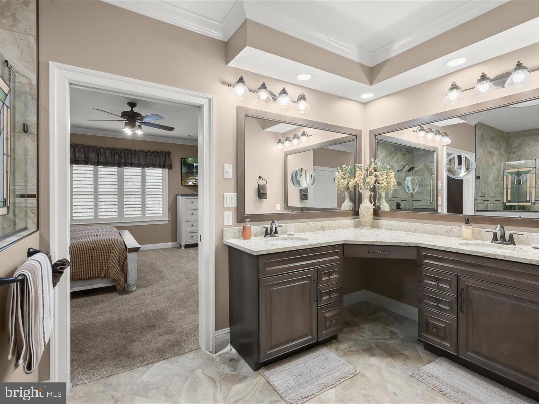 EMERALD POINTE - Residential