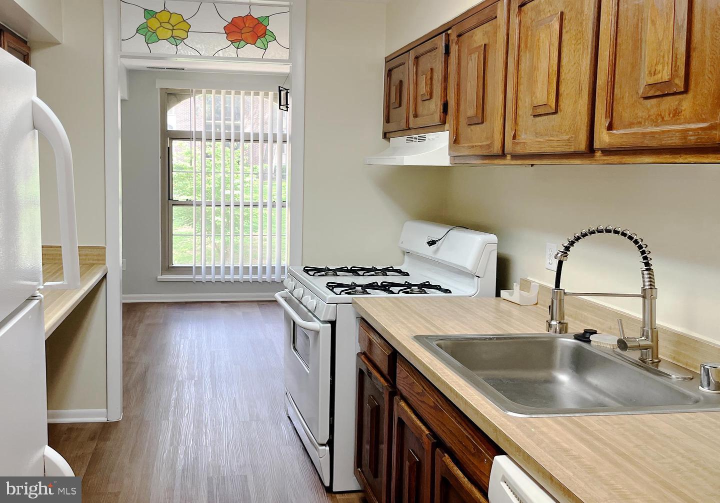 3322 WOODBURN VILLAGE DRIVE 24