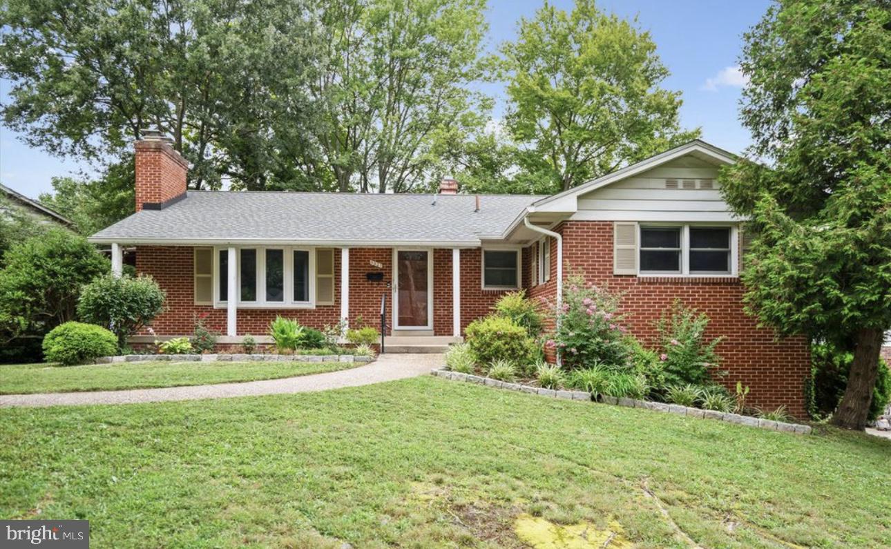 COLLEGE PARK WOODS - Residential Lease