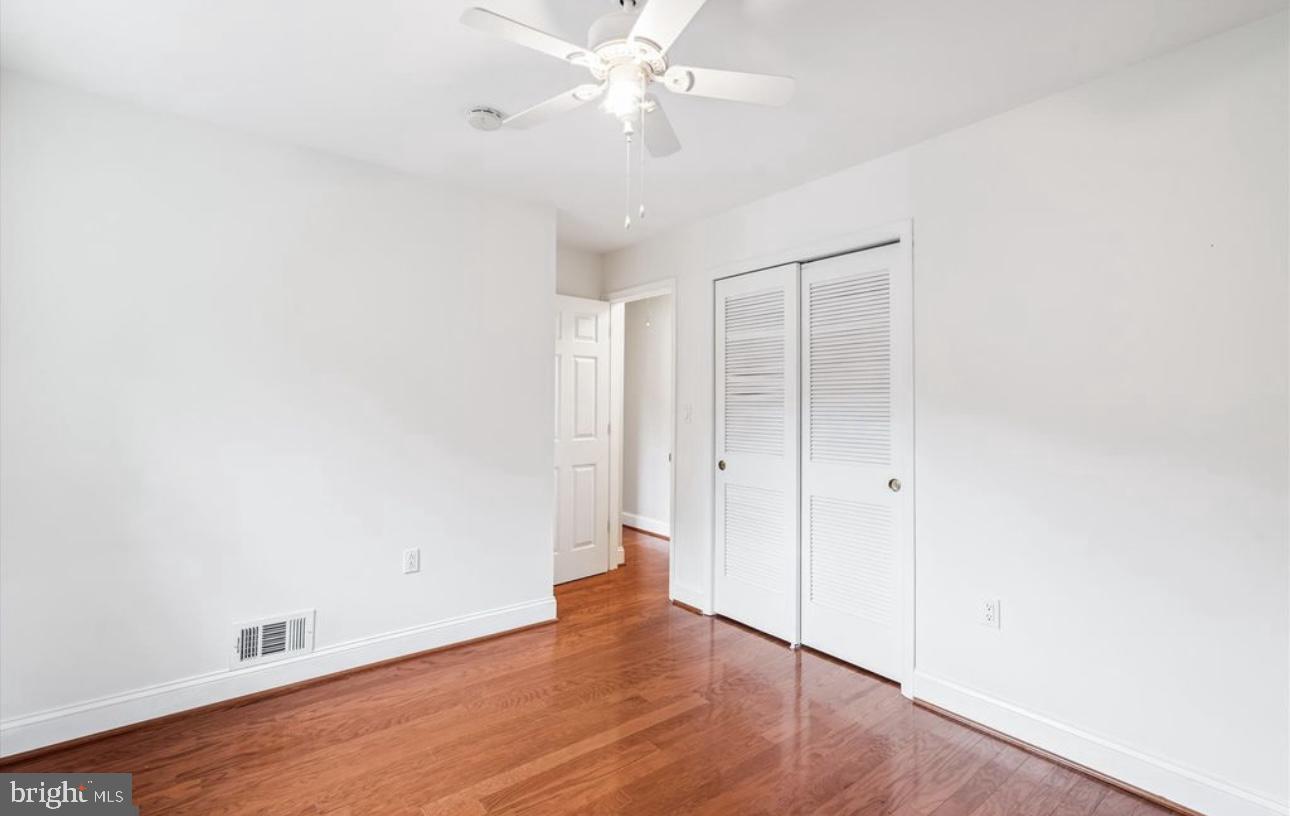 COLLEGE PARK WOODS - Residential Lease