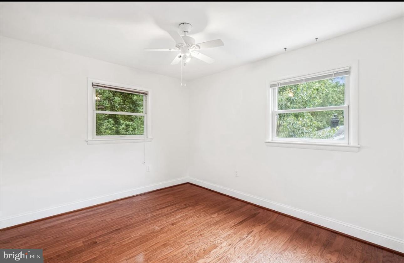 COLLEGE PARK WOODS - Residential Lease