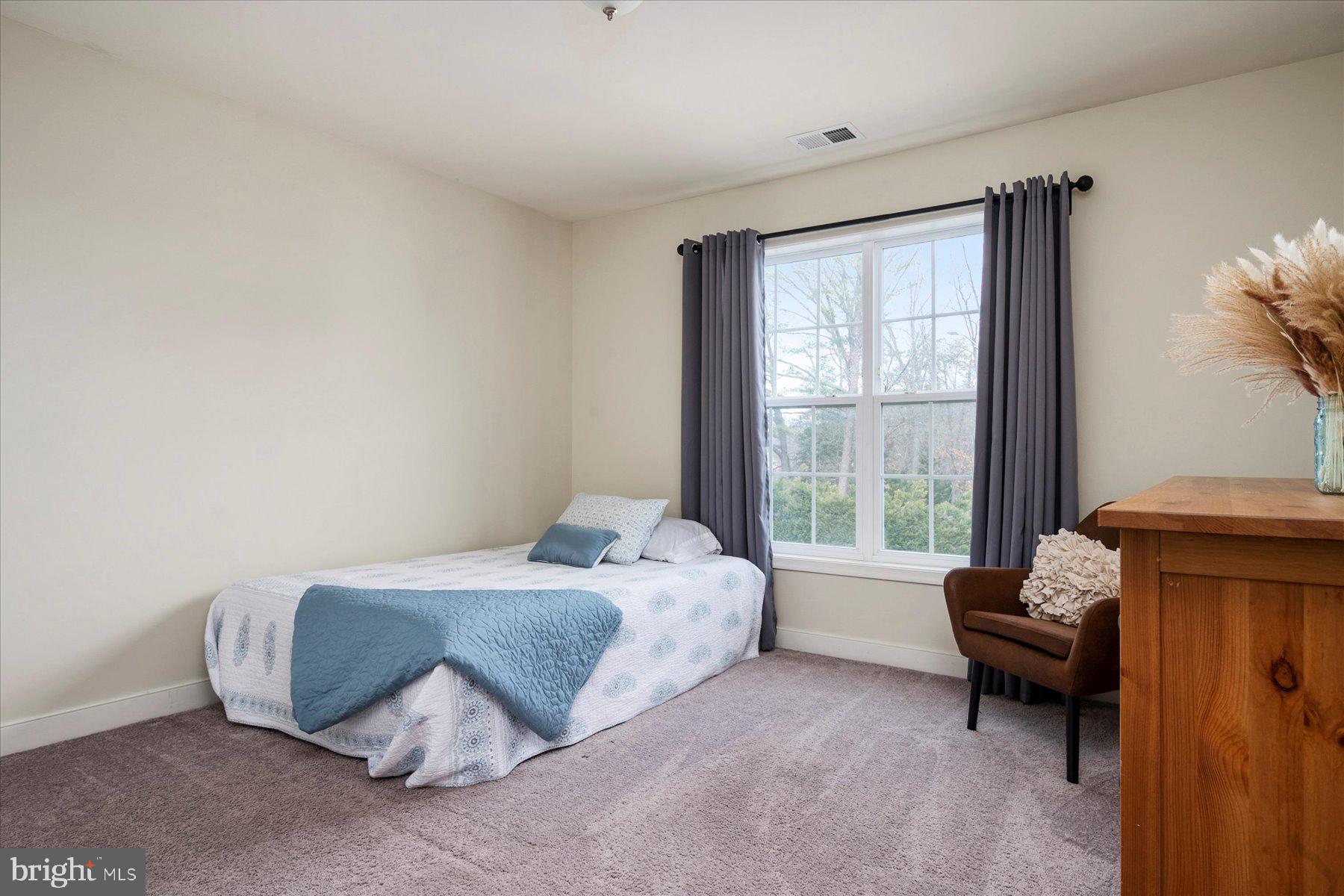 QUARTERFIELD KNOLLS - Residential