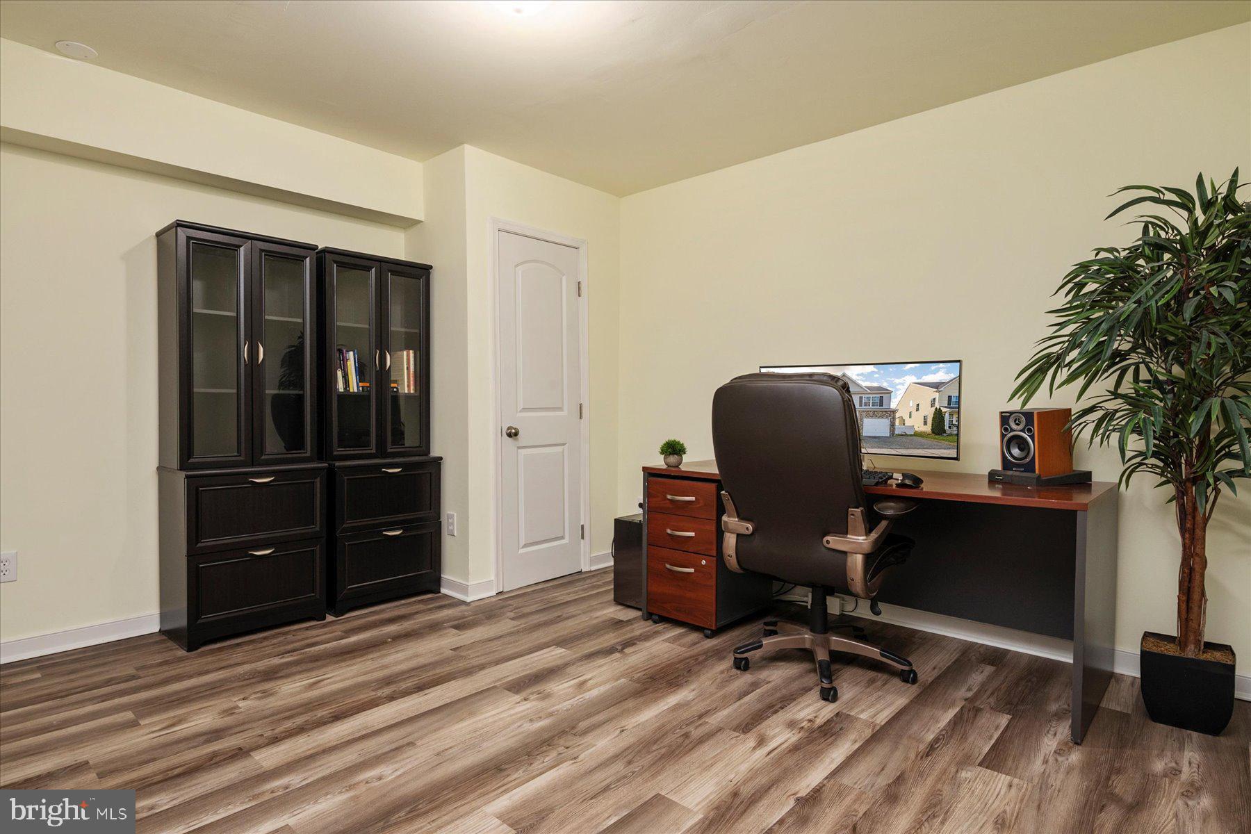 QUARTERFIELD KNOLLS - Residential