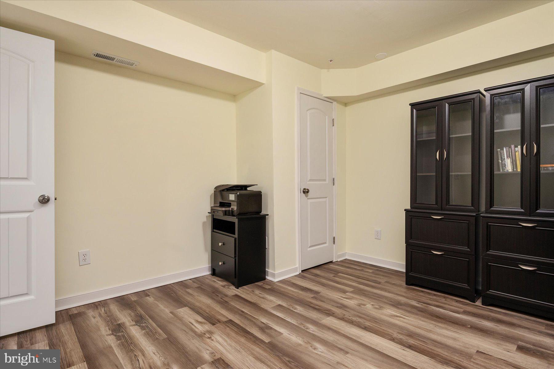 QUARTERFIELD KNOLLS - Residential