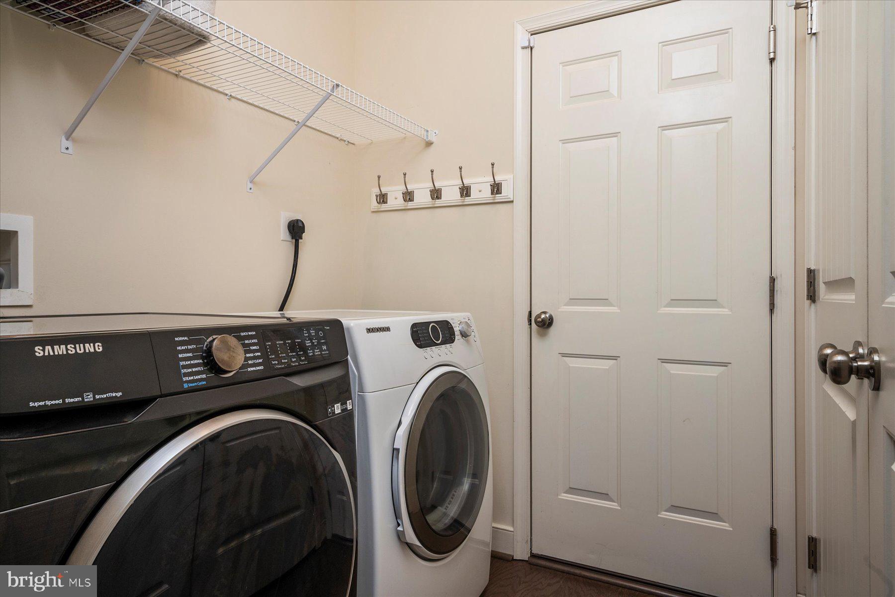 QUARTERFIELD KNOLLS - Residential