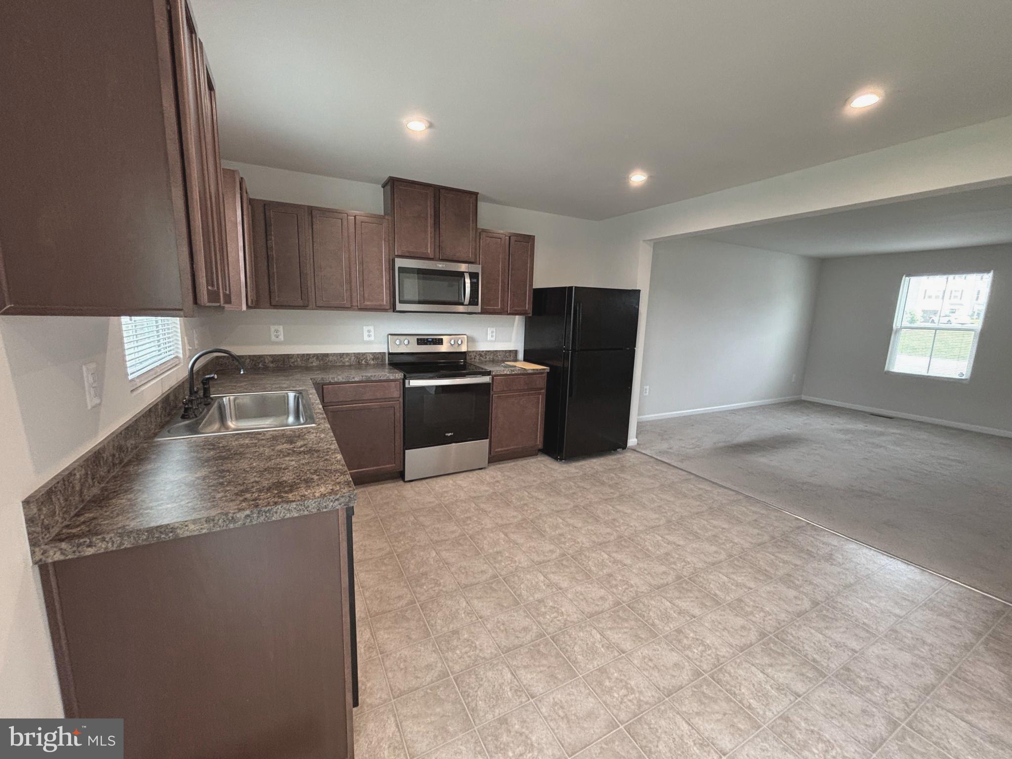 STONECREST - Residential Lease