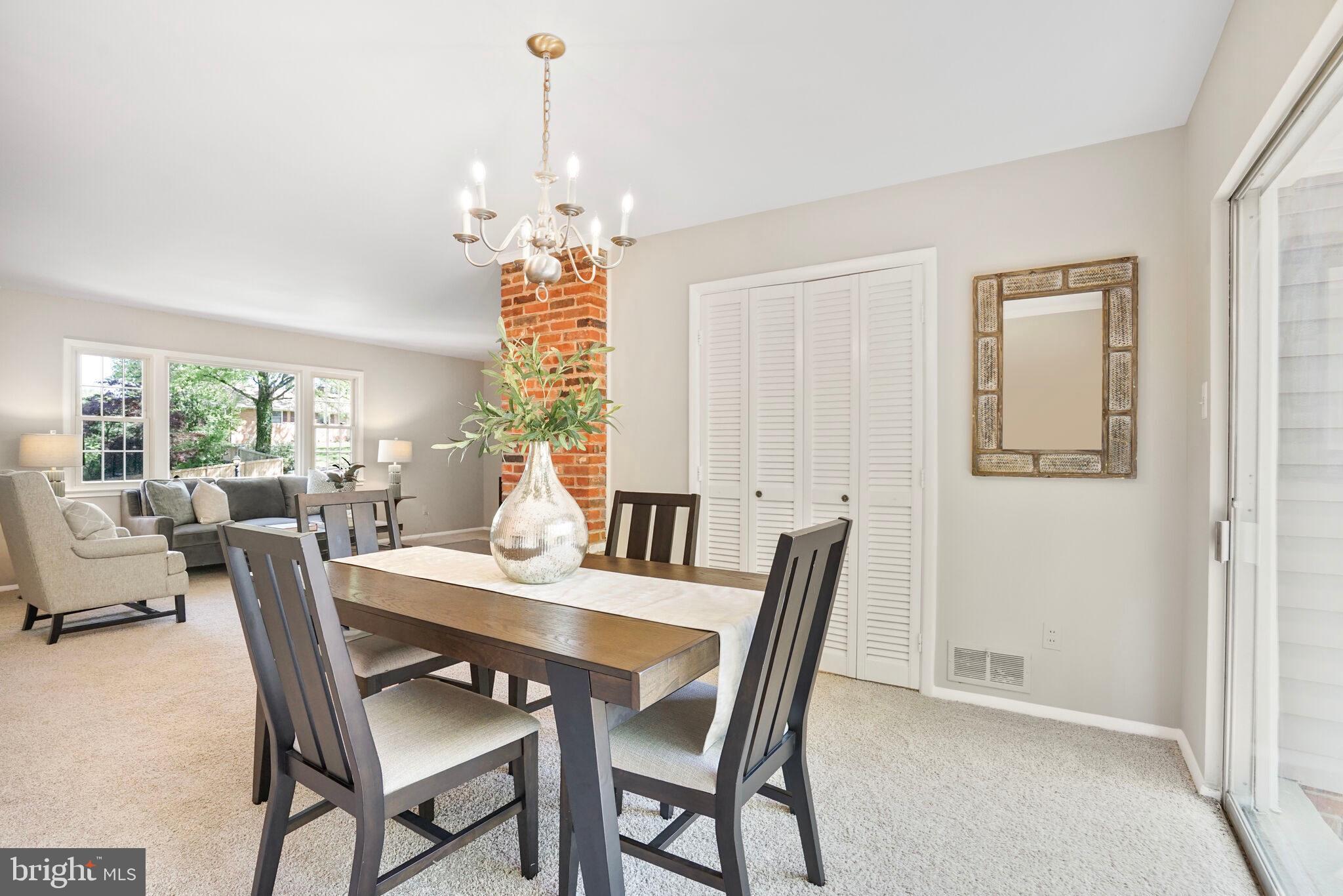 WEST SPRINGFIELD - Residential