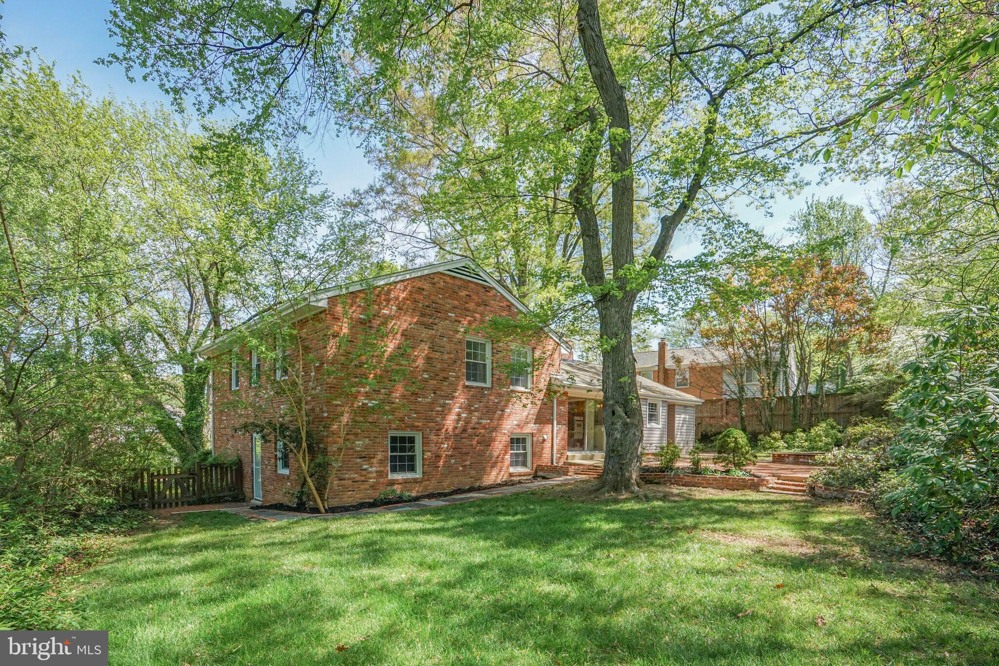 WEST SPRINGFIELD - Residential