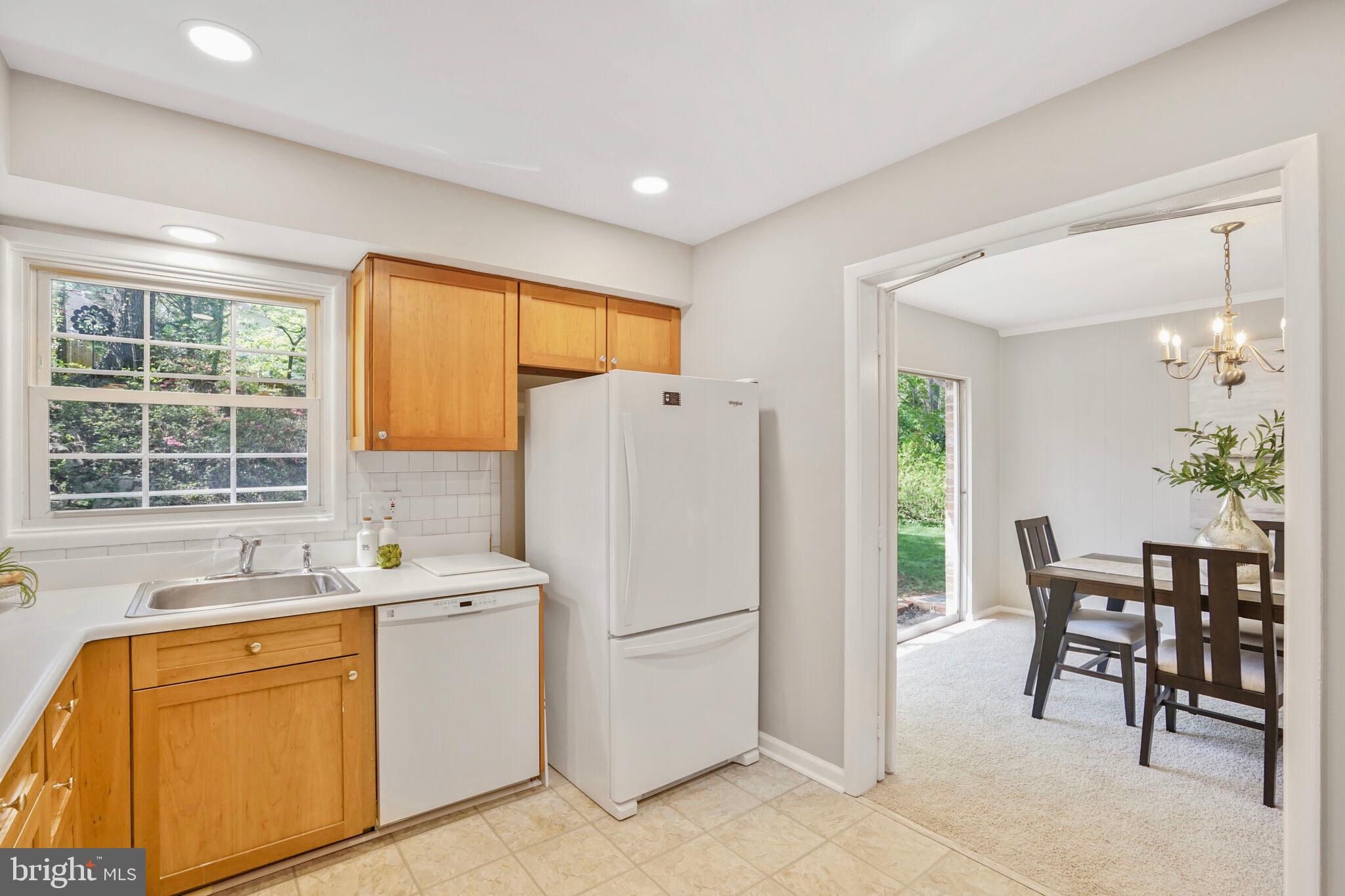 WEST SPRINGFIELD - Residential