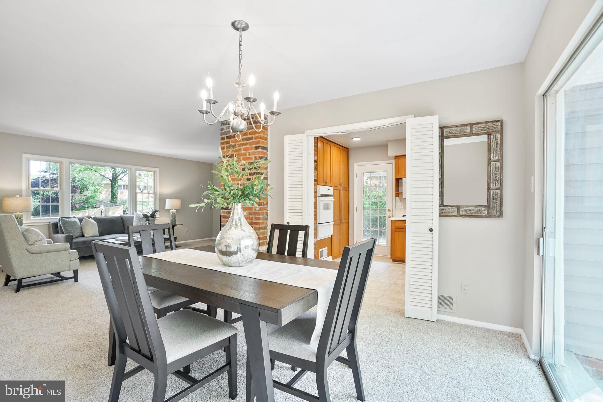 WEST SPRINGFIELD - Residential