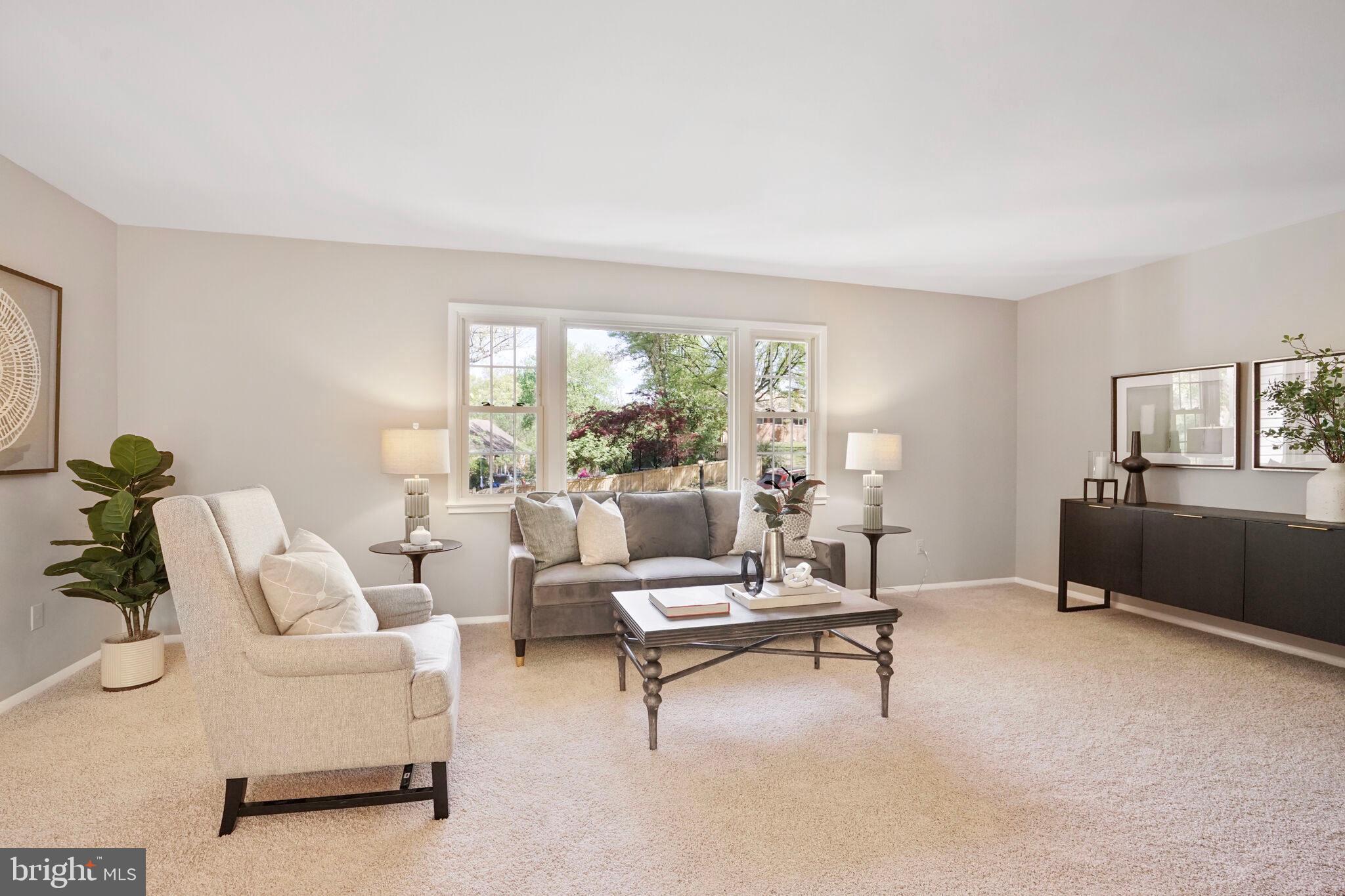 WEST SPRINGFIELD - Residential