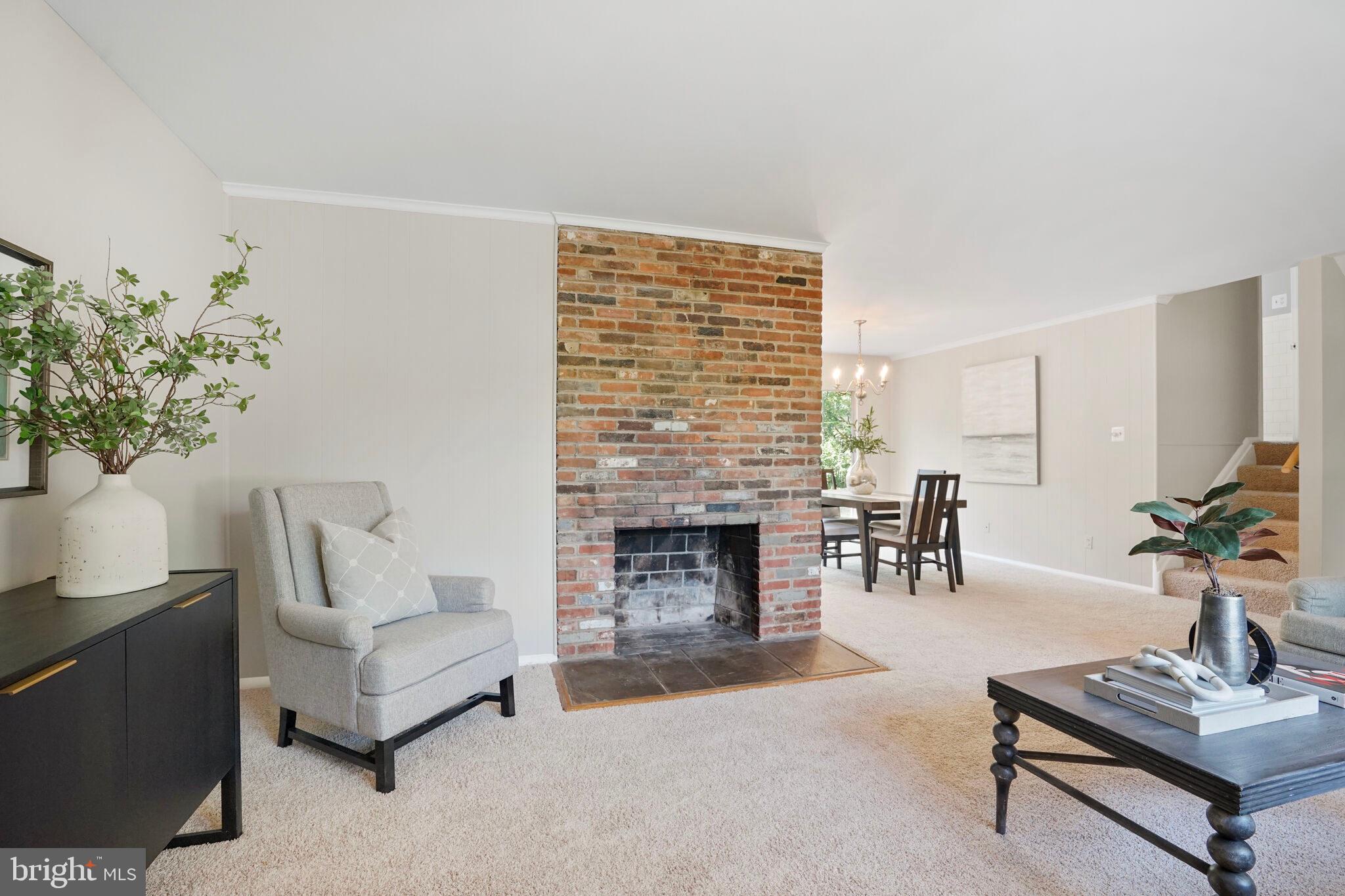 WEST SPRINGFIELD - Residential