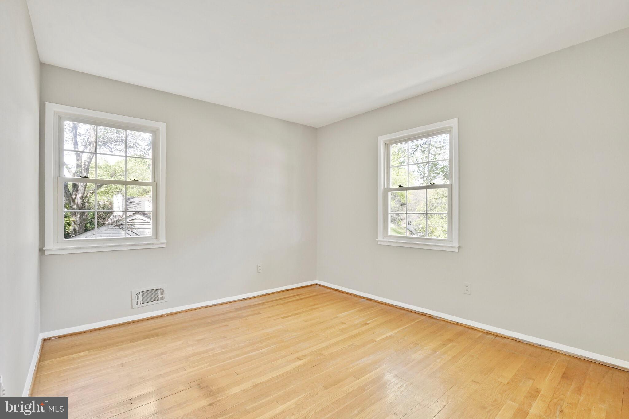 WEST SPRINGFIELD - Residential