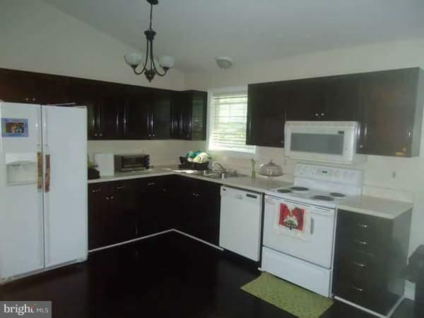 CHESAPEAKE RANCH ESTATES - Residential Lease