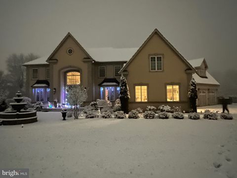 4 REN WAY DOYLESTOWN PA 18901