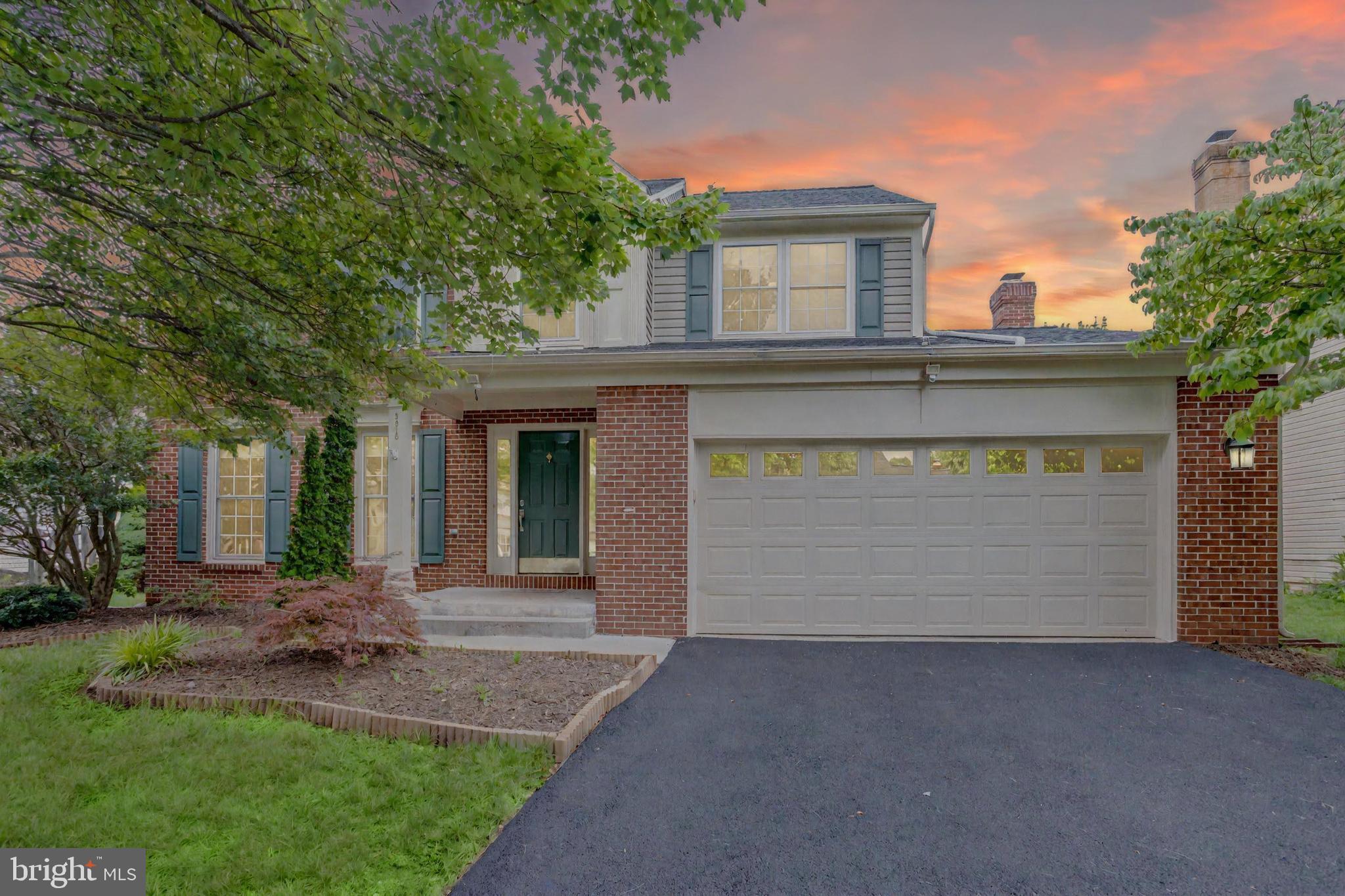 5616 SCHOOLFIELD COURT