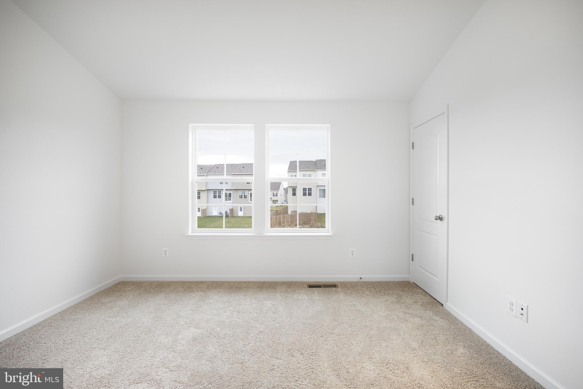 MCCAULEY CROSSING - Residential Lease