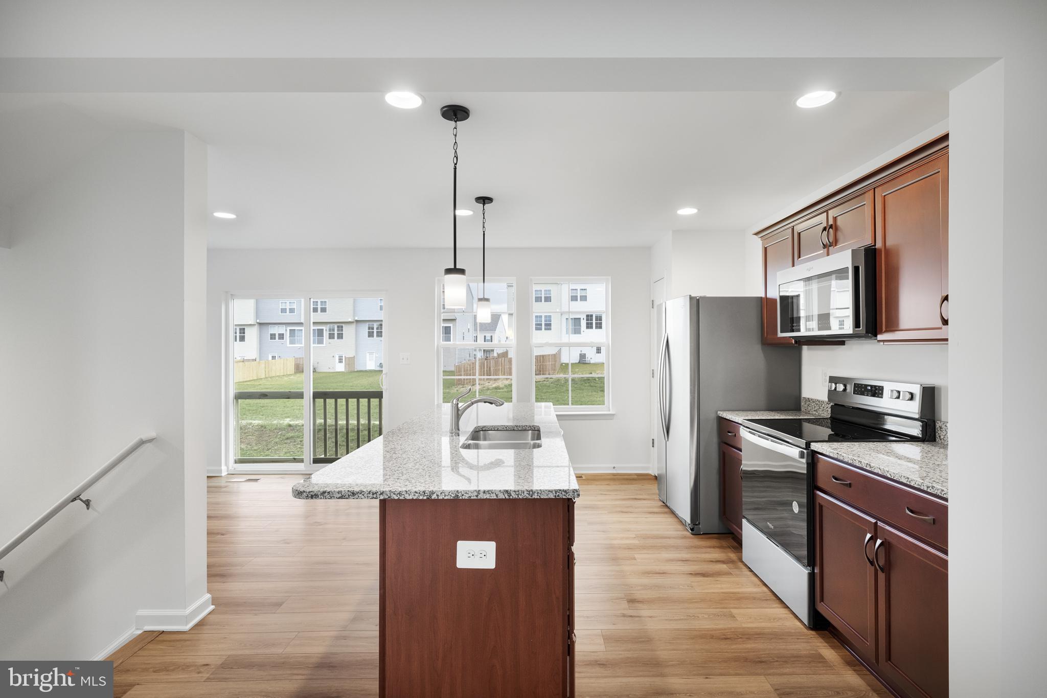 MCCAULEY CROSSING - Residential Lease