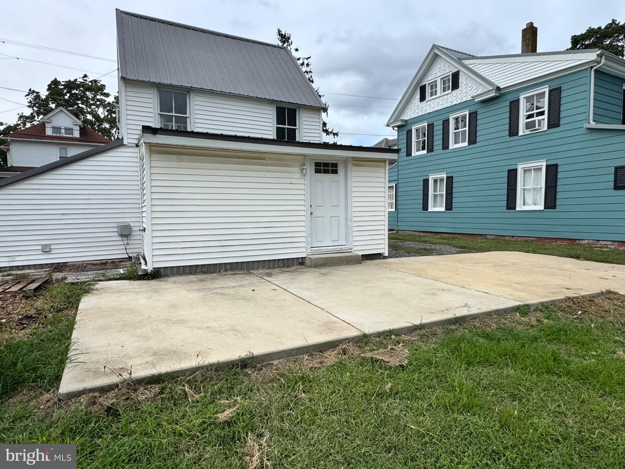 238 MARKET STREET