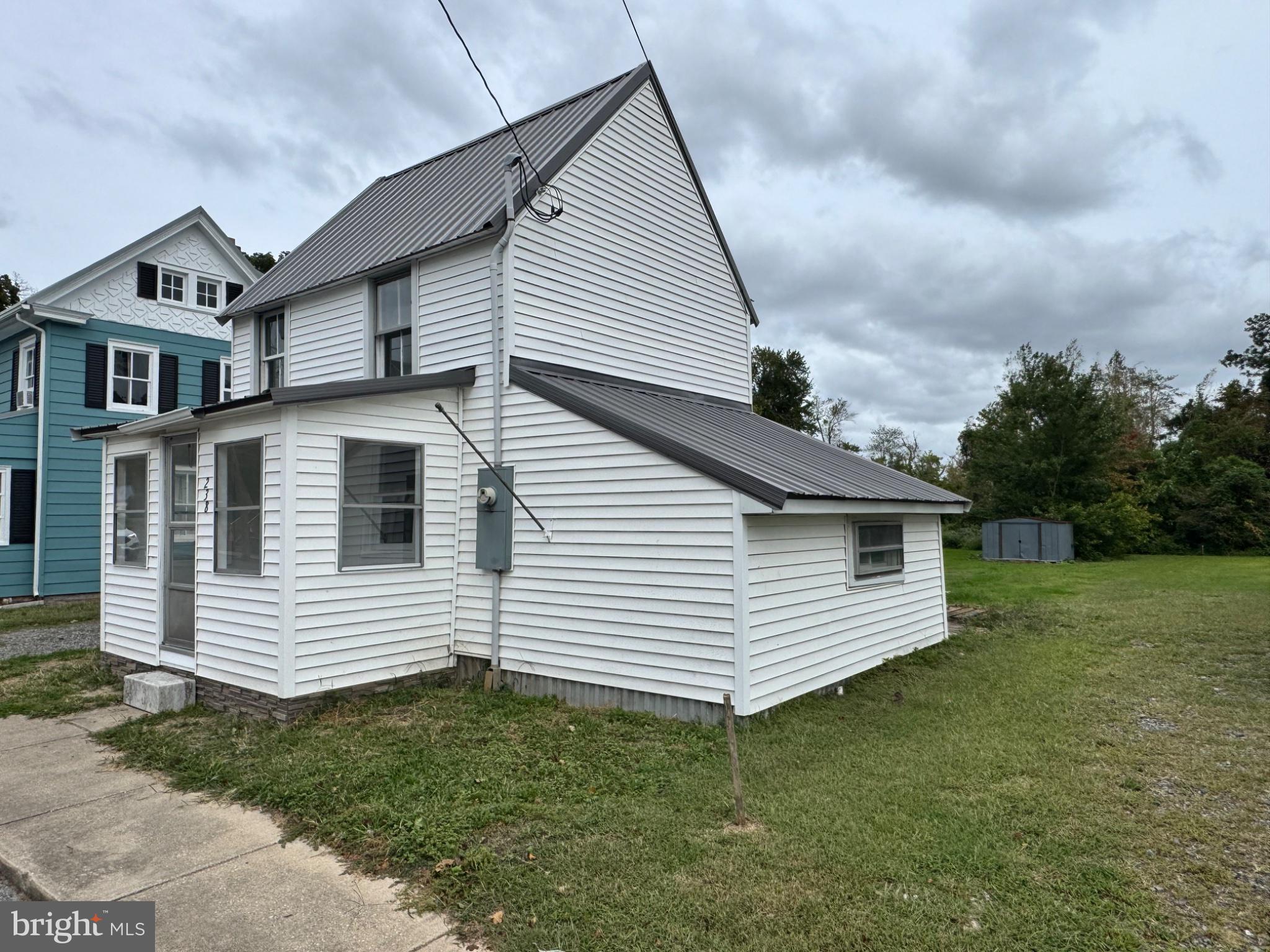 238 MARKET STREET