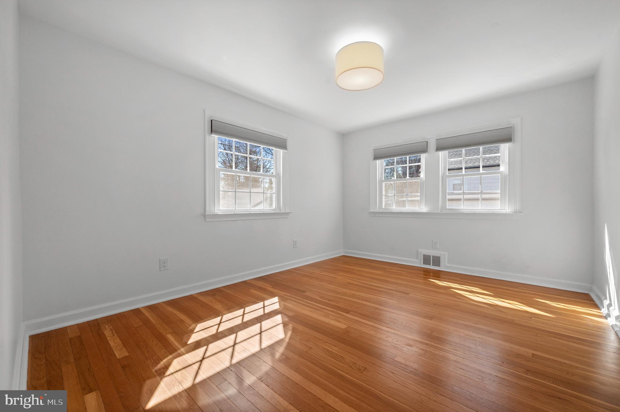 NARBERTH - Residential