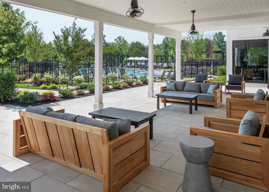 REGENCY AT WATERSIDE - Residential